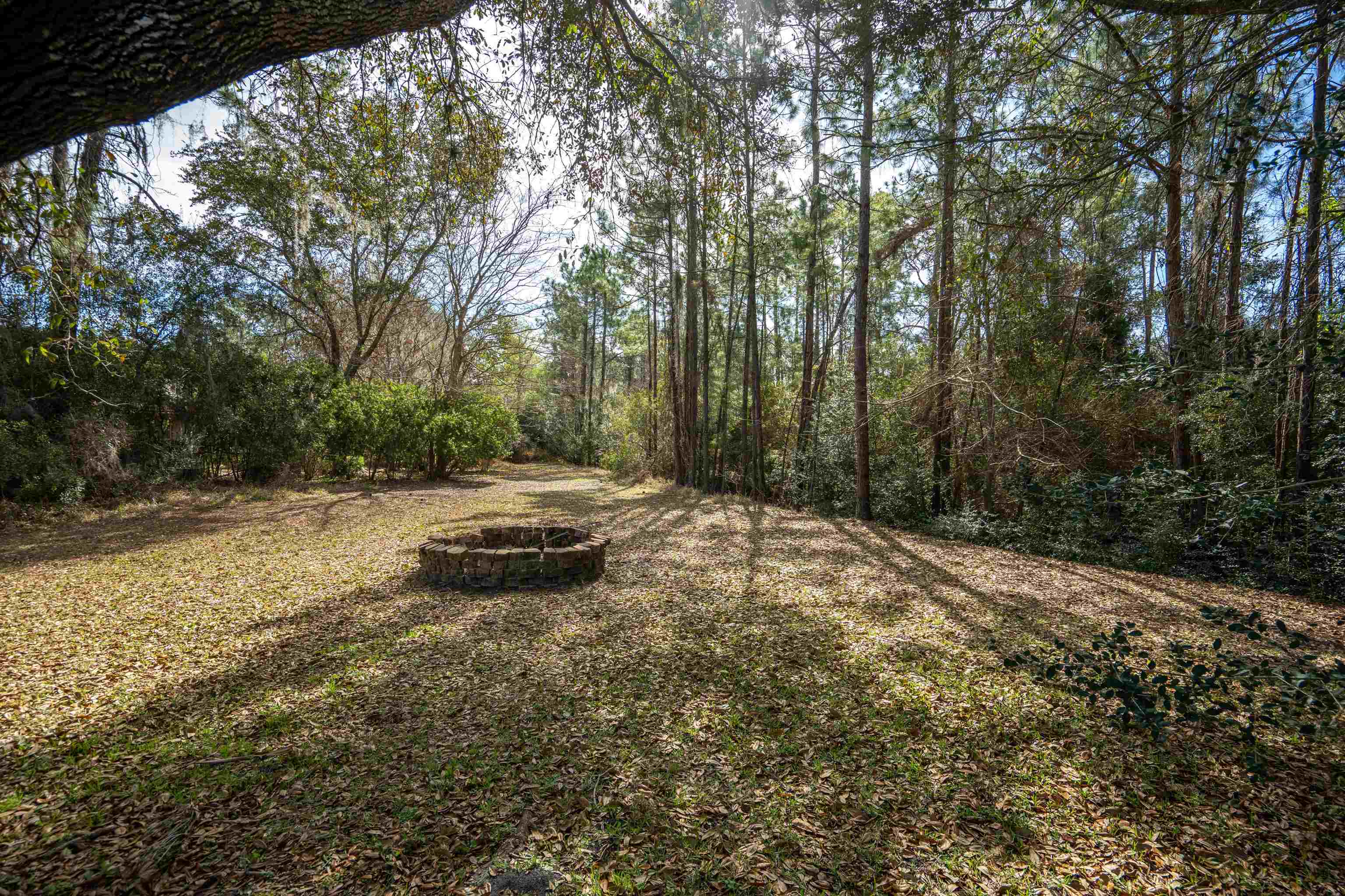 Image 33 of 63 For 221 Cacique Drive