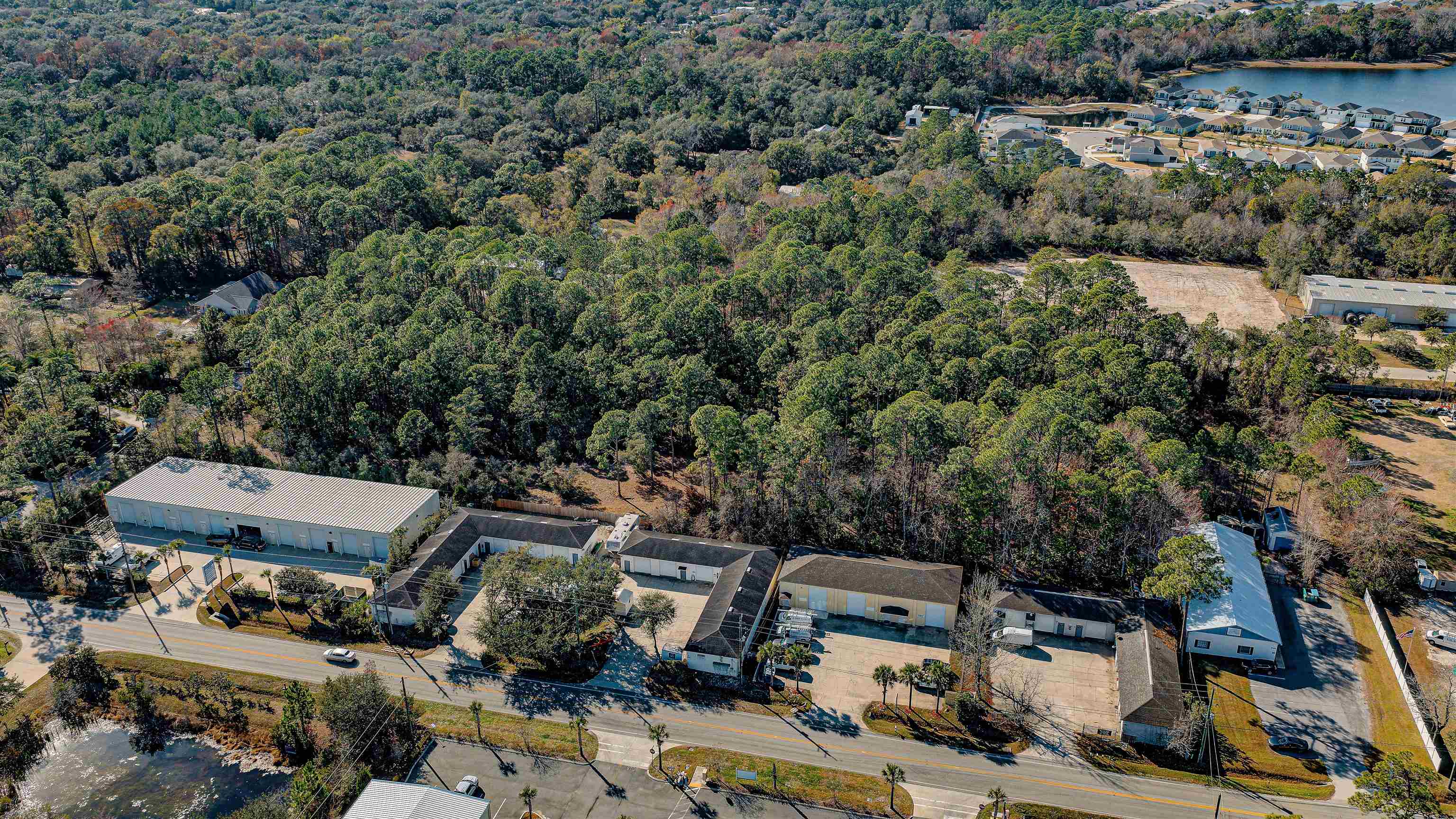 Image 4 of 8 For 724 Cypress Rd