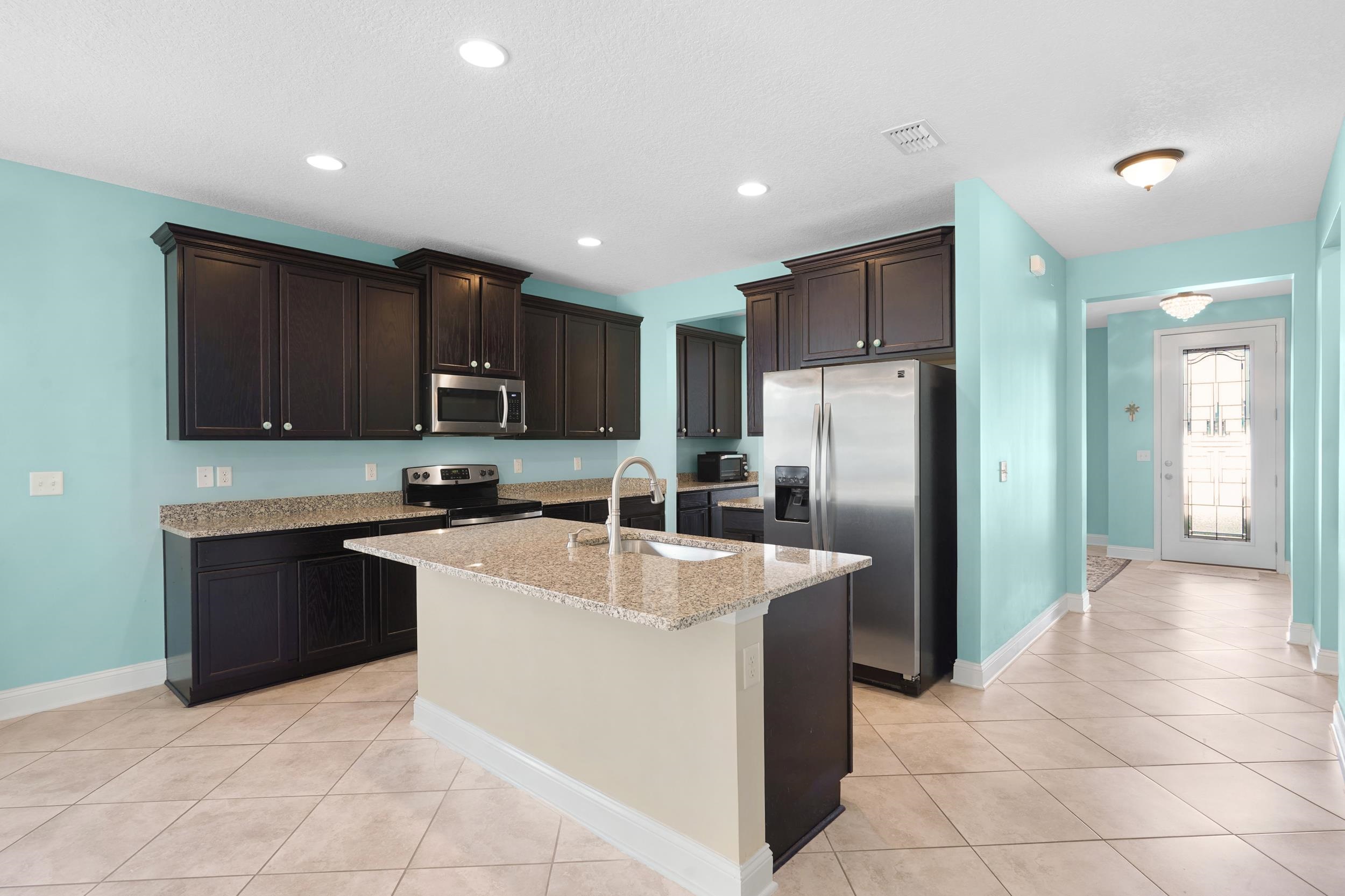 Image 10 of 43 For 104 Diamond Lake Drive