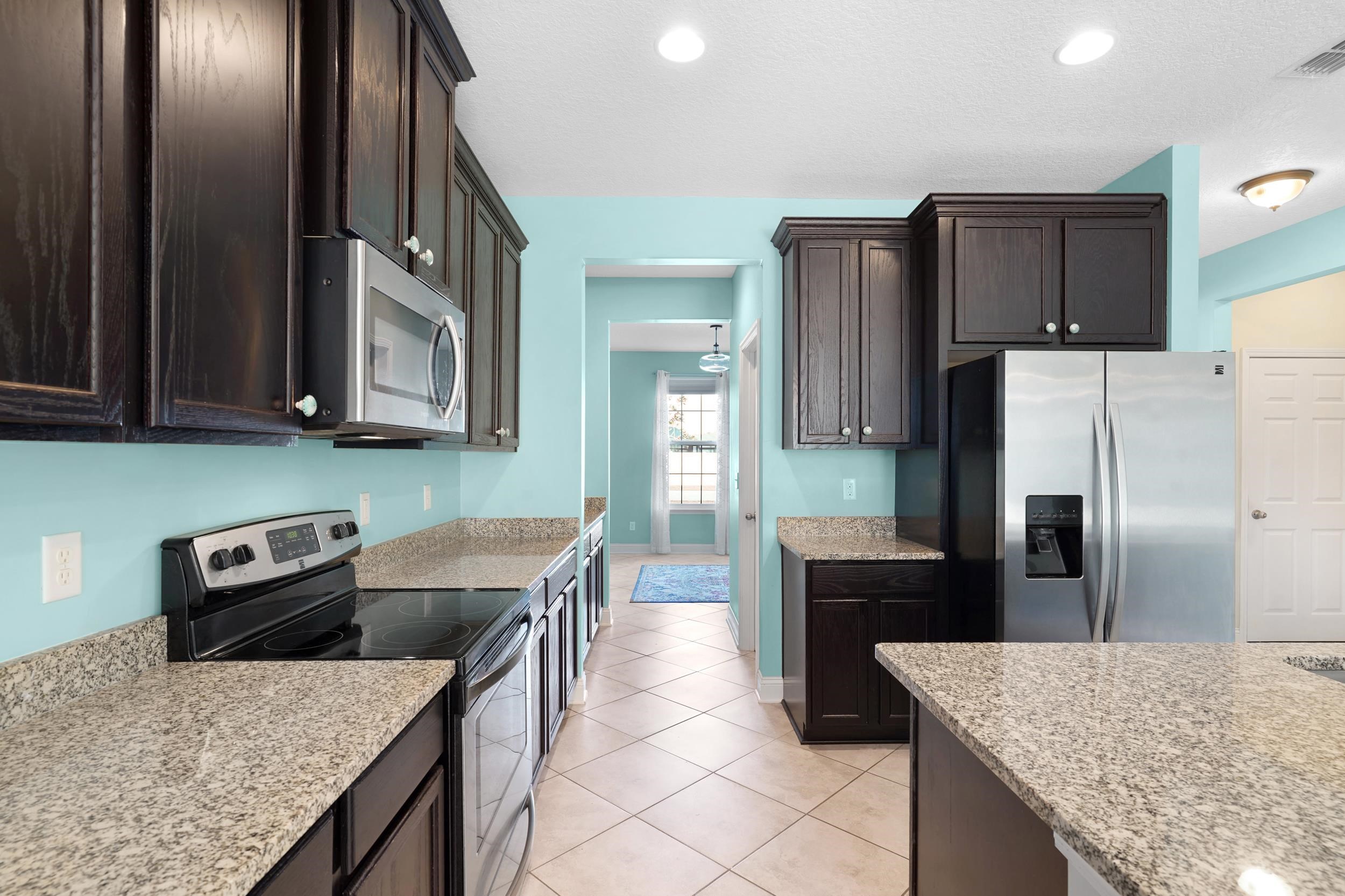 Image 11 of 43 For 104 Diamond Lake Drive