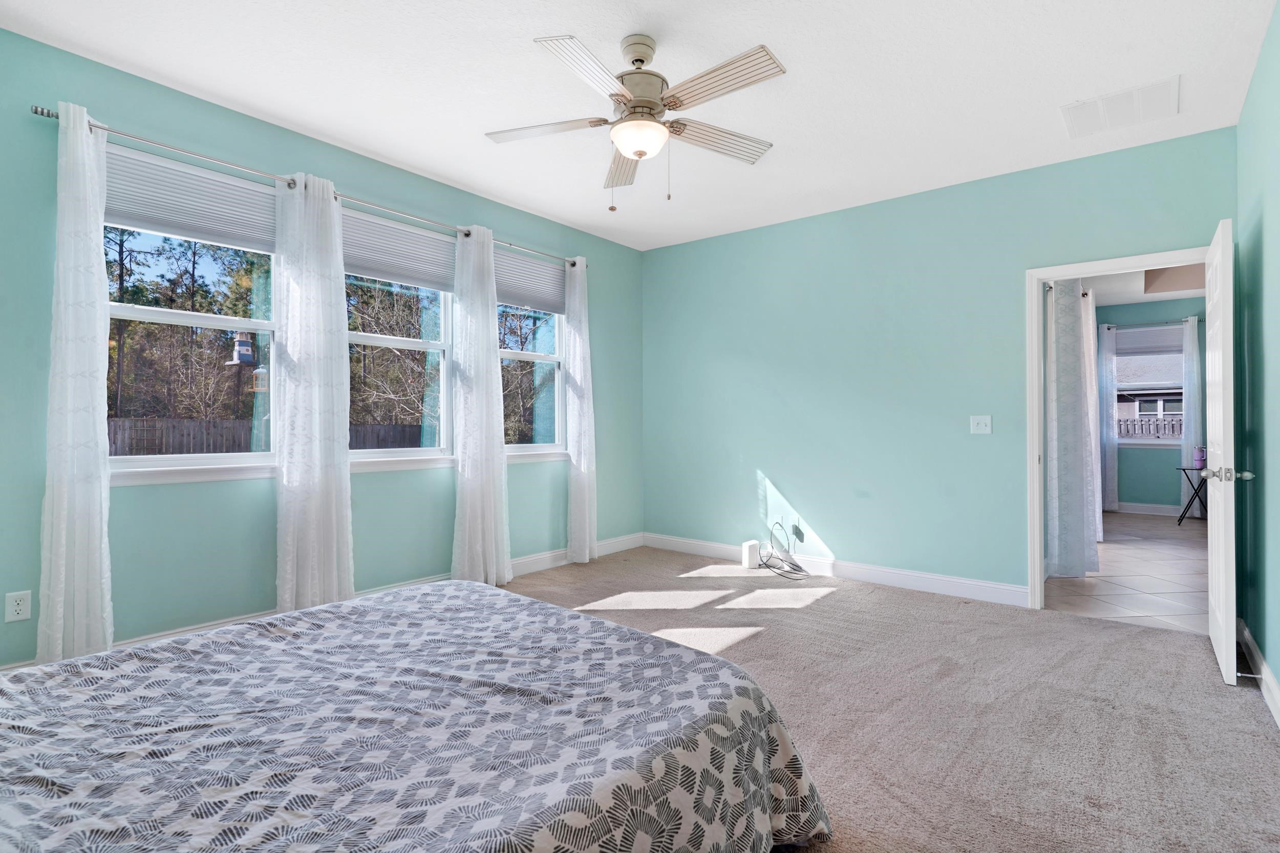 Image 19 of 43 For 104 Diamond Lake Drive