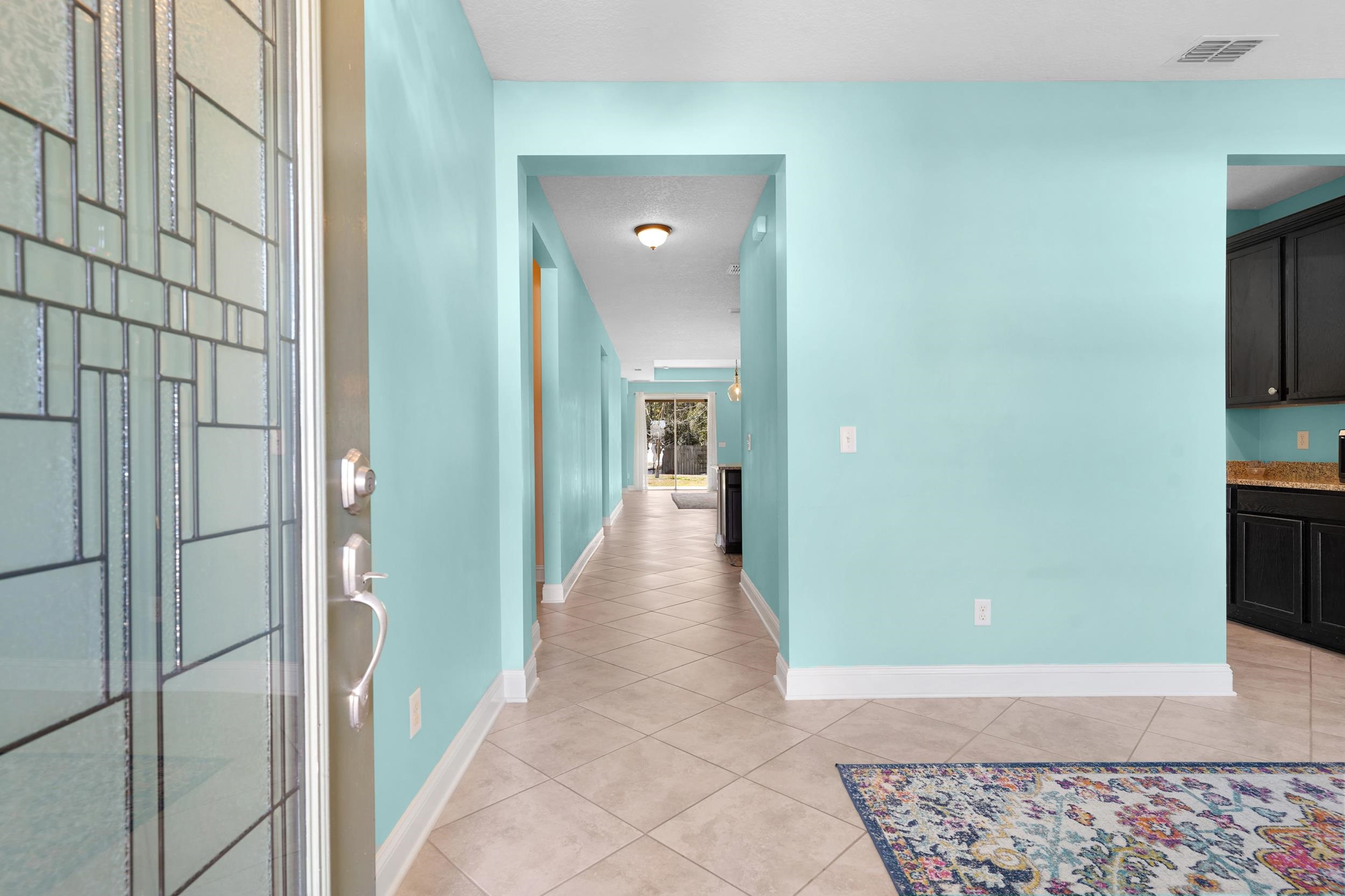 Image 5 of 43 For 104 Diamond Lake Drive