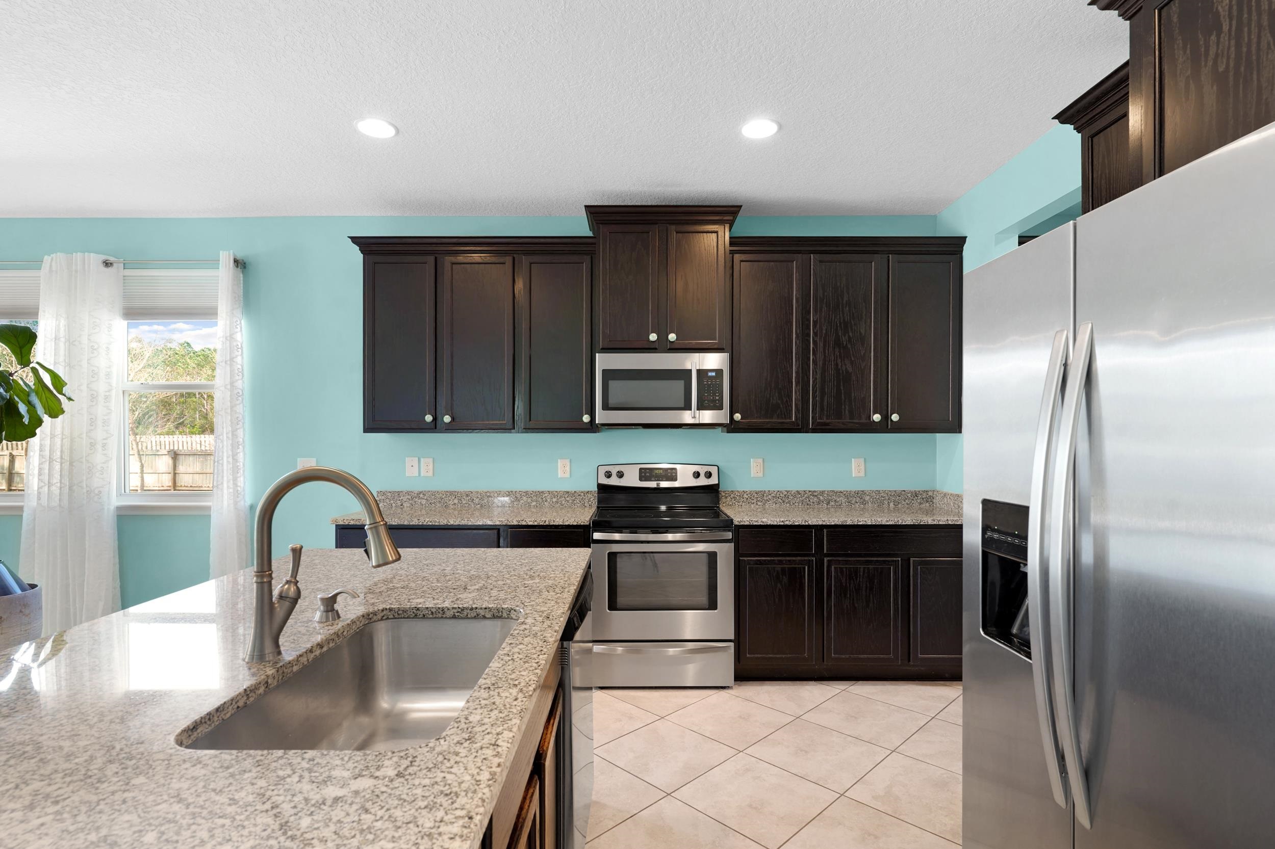 Image 9 of 43 For 104 Diamond Lake Drive