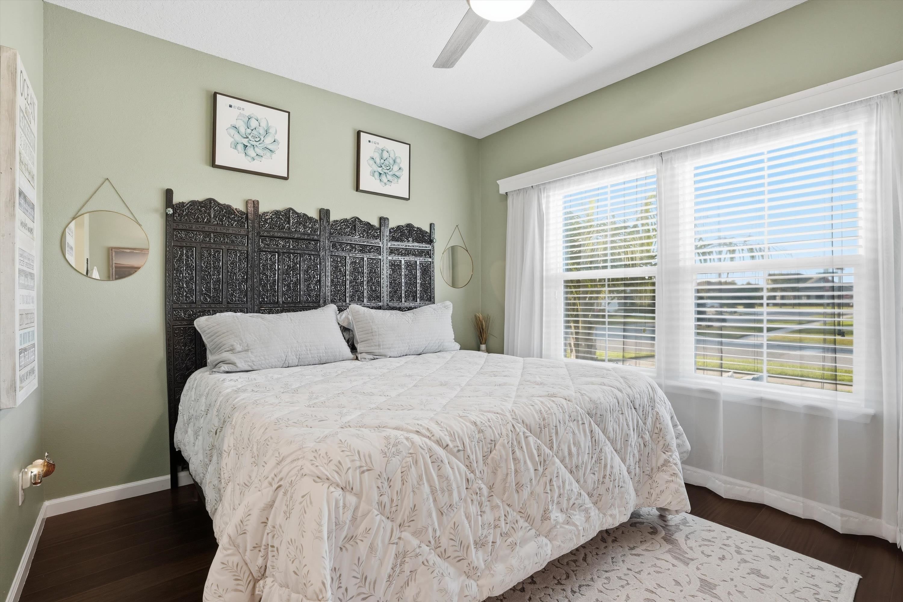 Image 22 of 44 For 20 Trumpco Dr