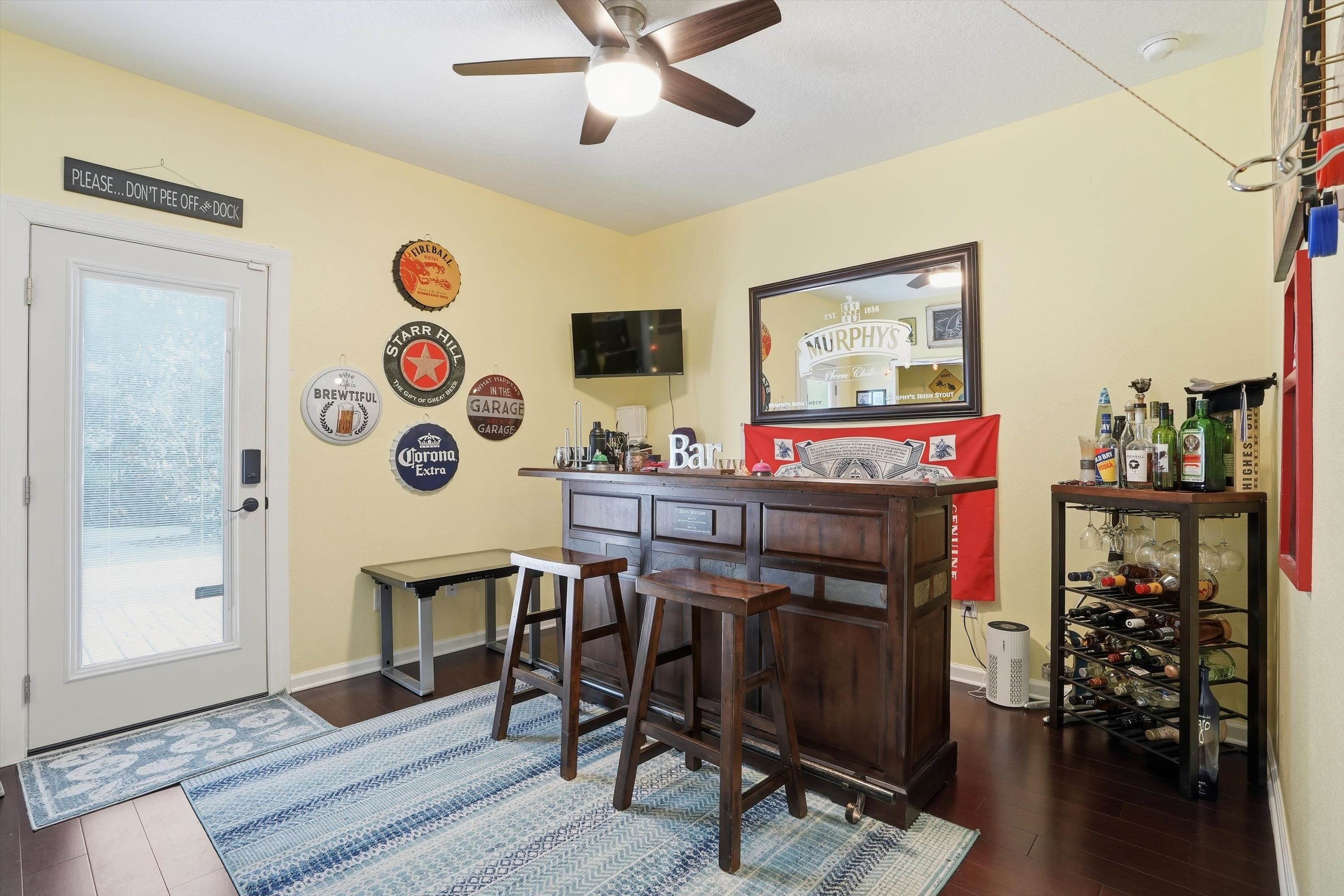 Image 23 of 44 For 20 Trumpco Dr