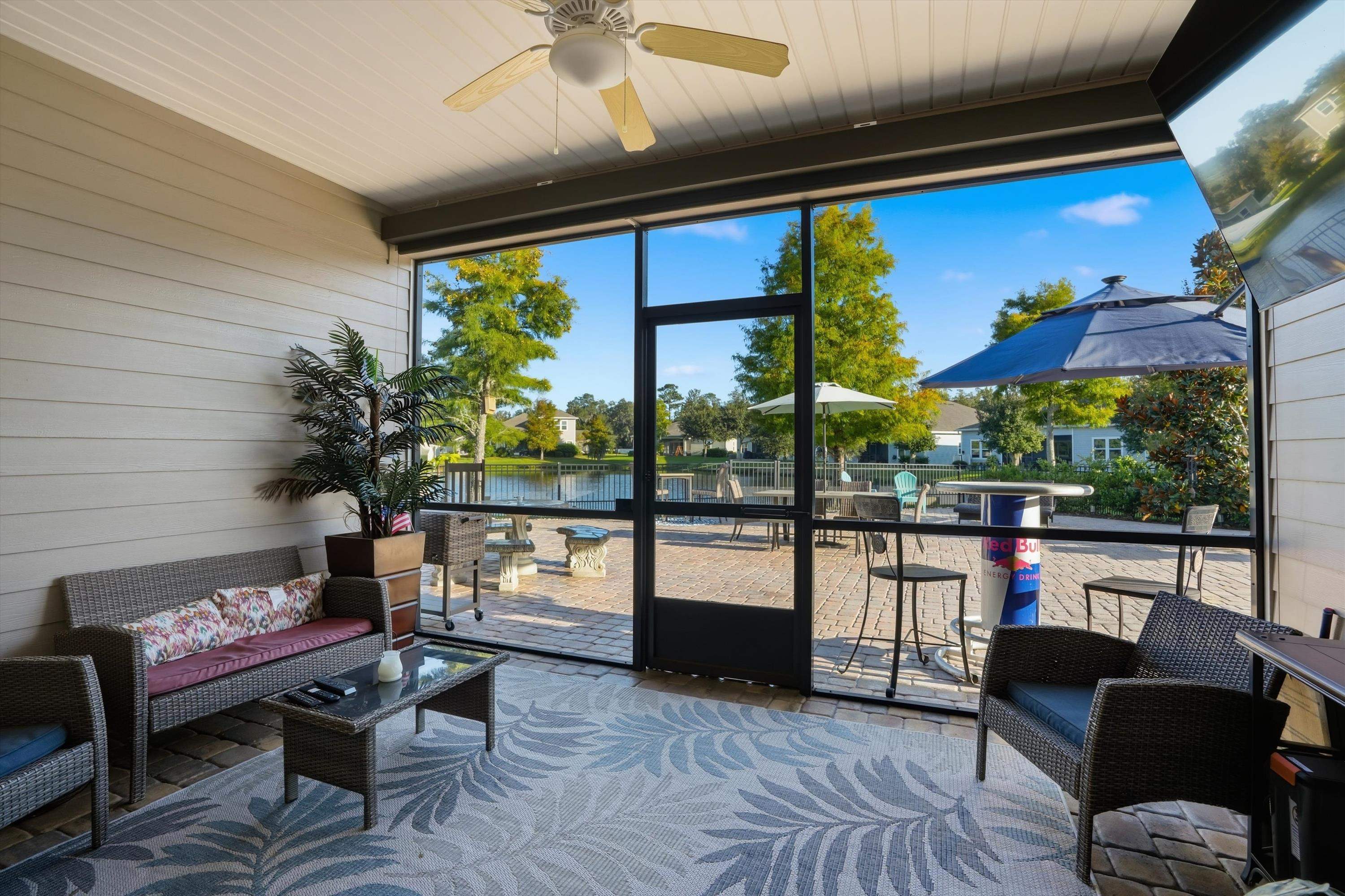 Image 28 of 44 For 20 Trumpco Dr