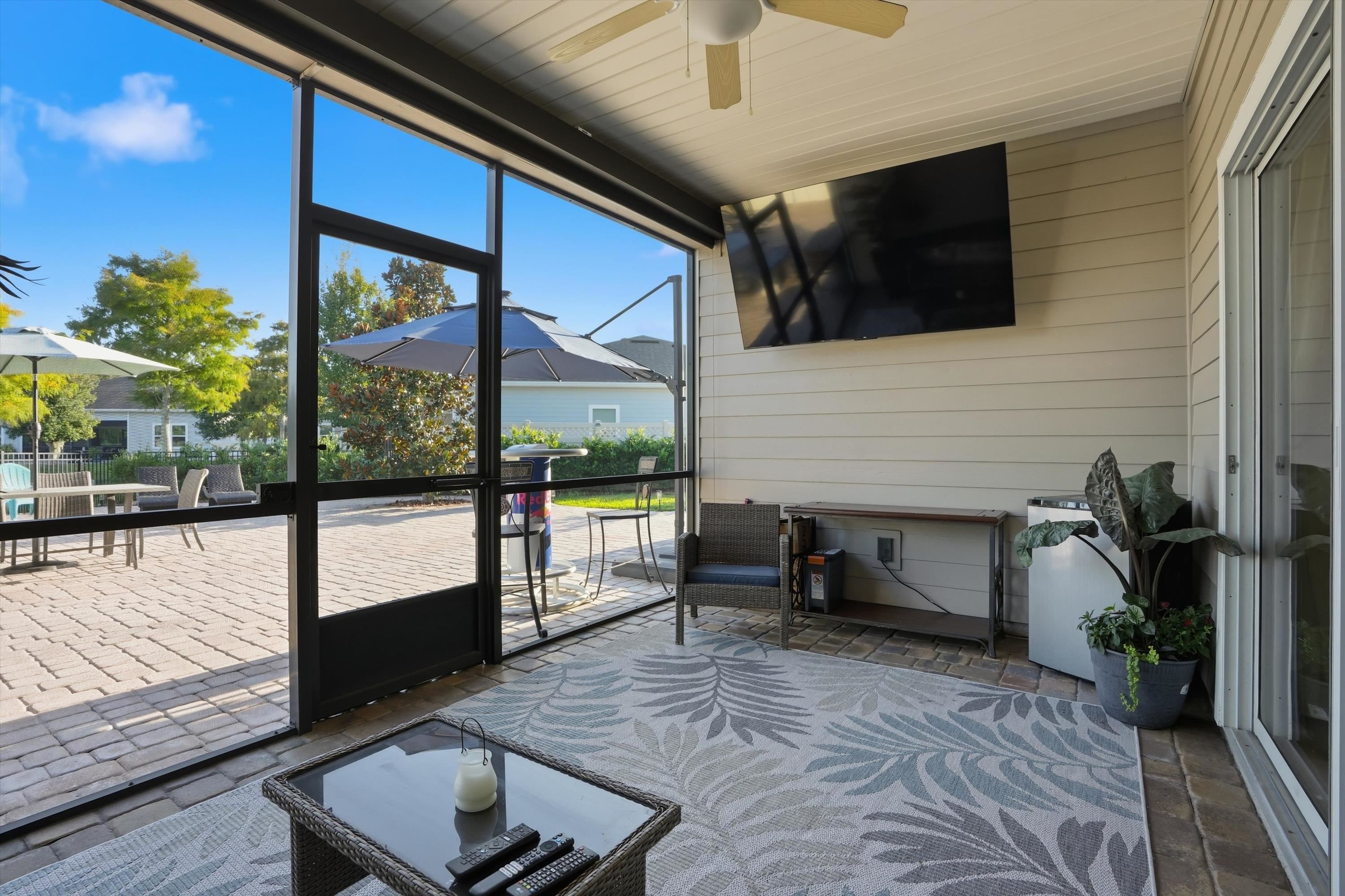 Image 29 of 44 For 20 Trumpco Dr