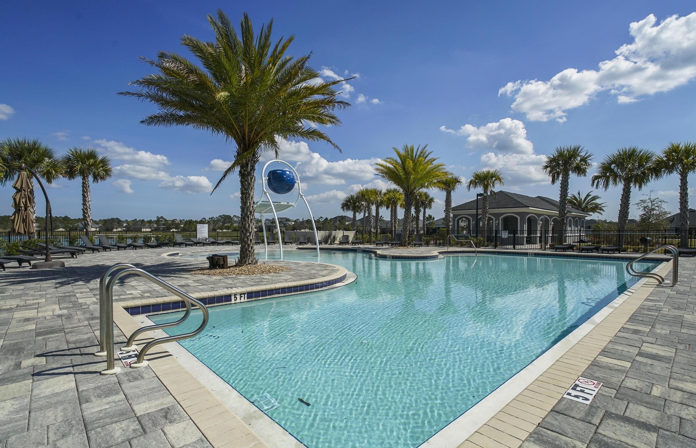 Image 39 of 44 For 20 Trumpco Dr