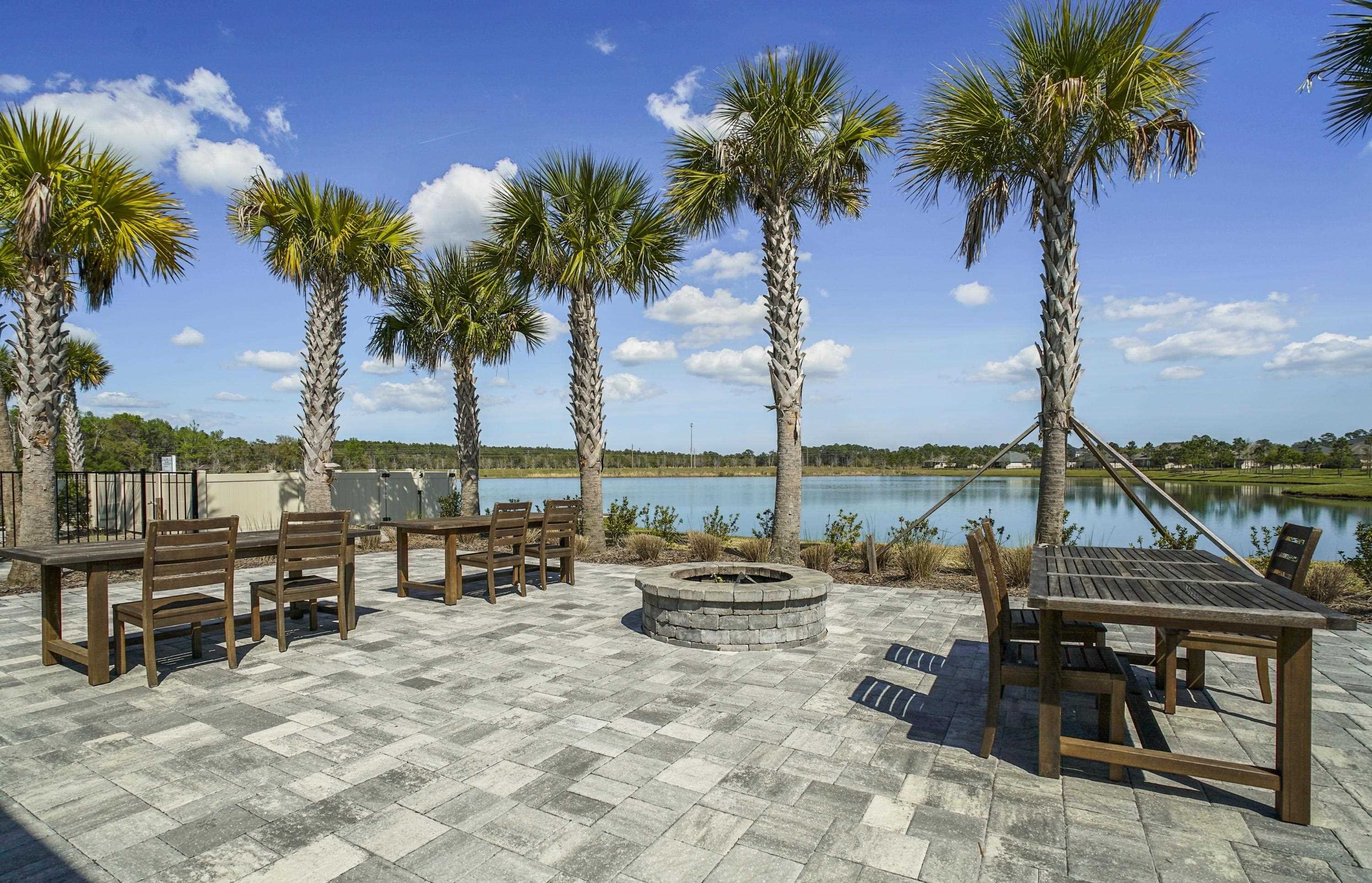 Image 41 of 44 For 20 Trumpco Dr