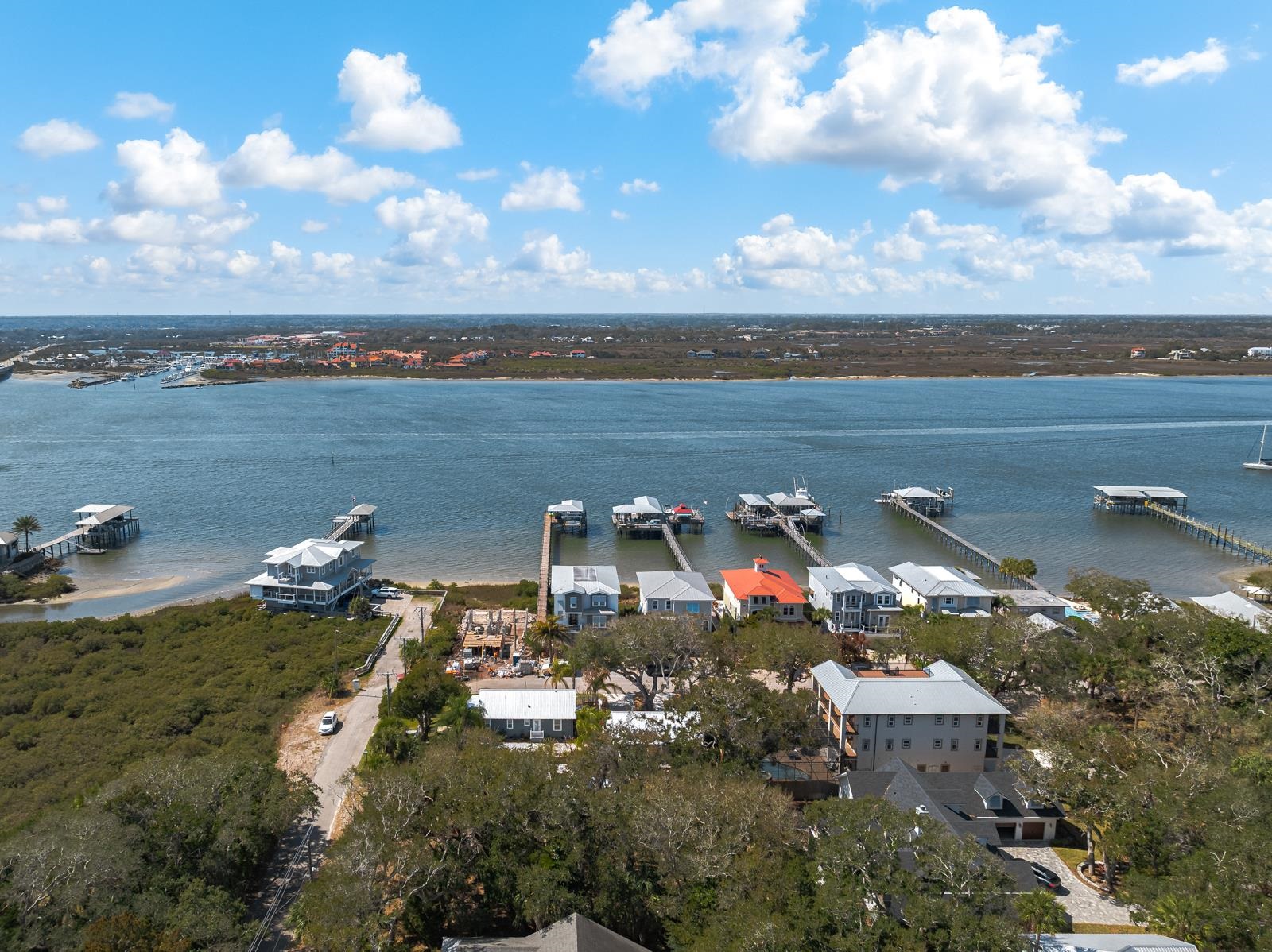 Image 12 of 29 For 184 Surfside Ave