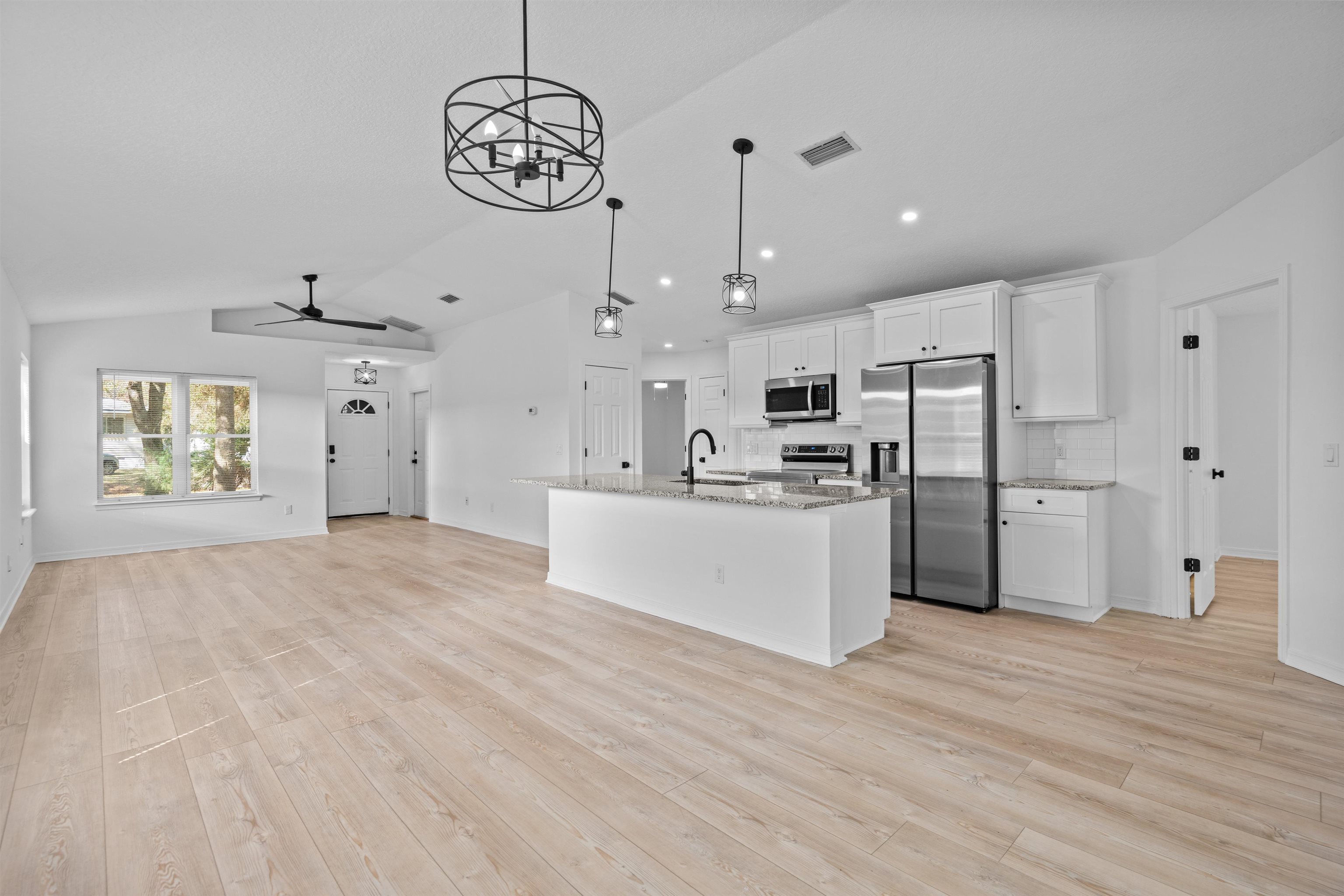 Image 23 of 41 For 236 Nesmith Avenue