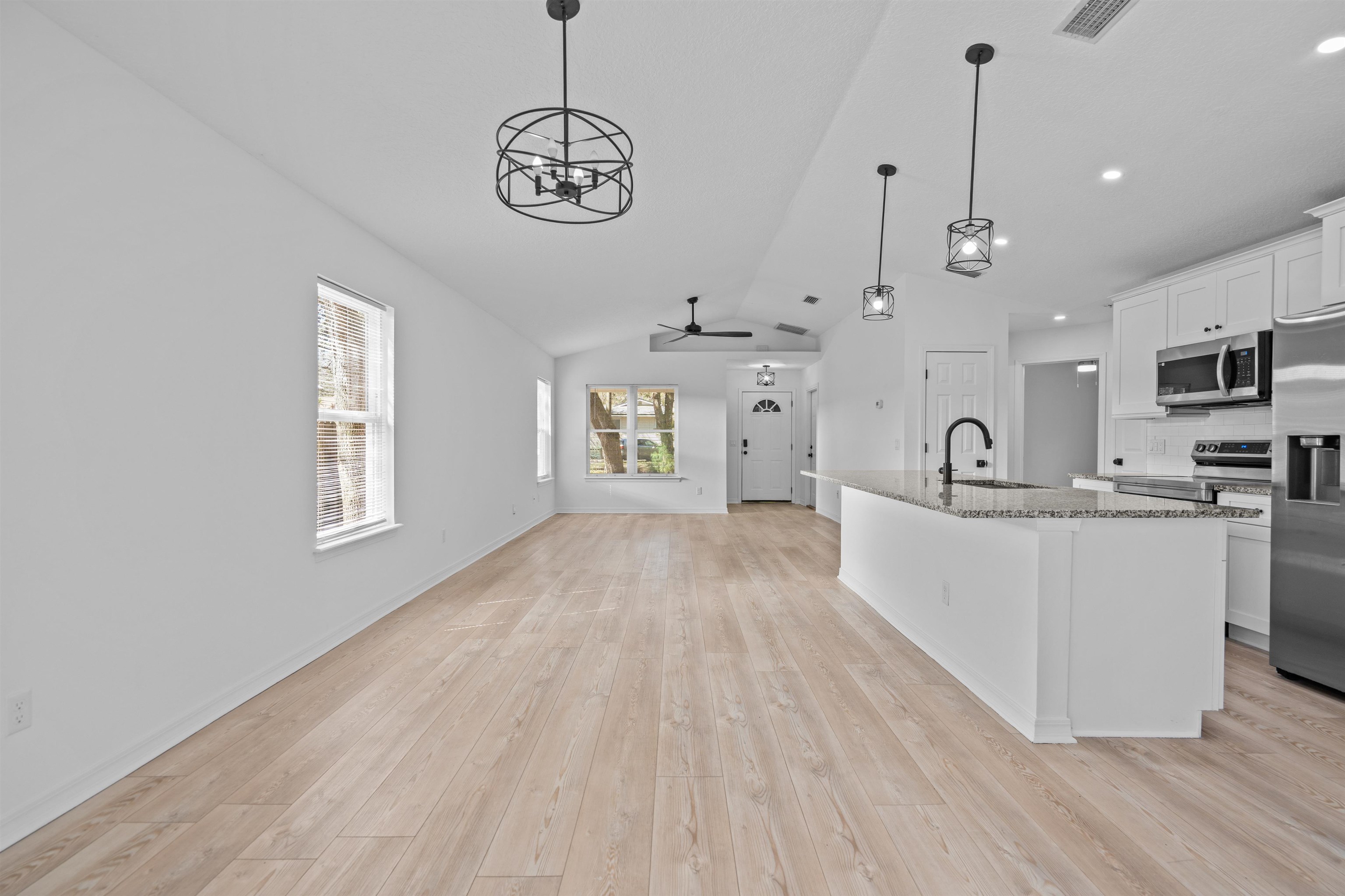 Image 25 of 41 For 236 Nesmith Avenue