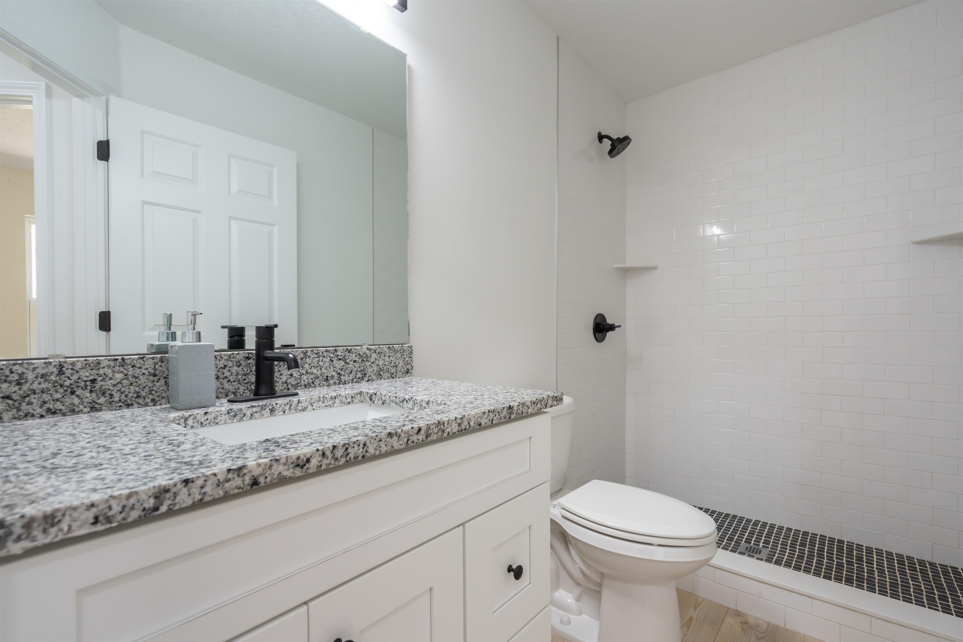 Image 31 of 41 For 236 Nesmith Avenue