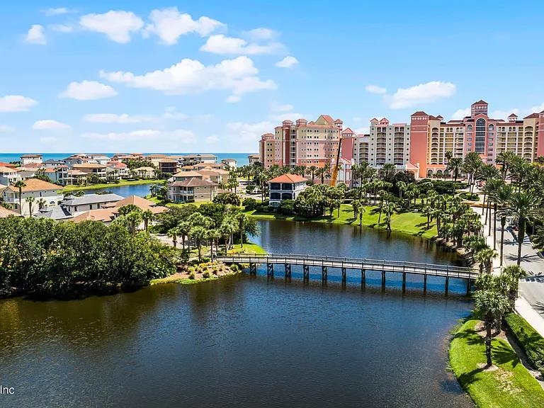 Image 4 of 83 For 15 Ocean Crest Way  1334