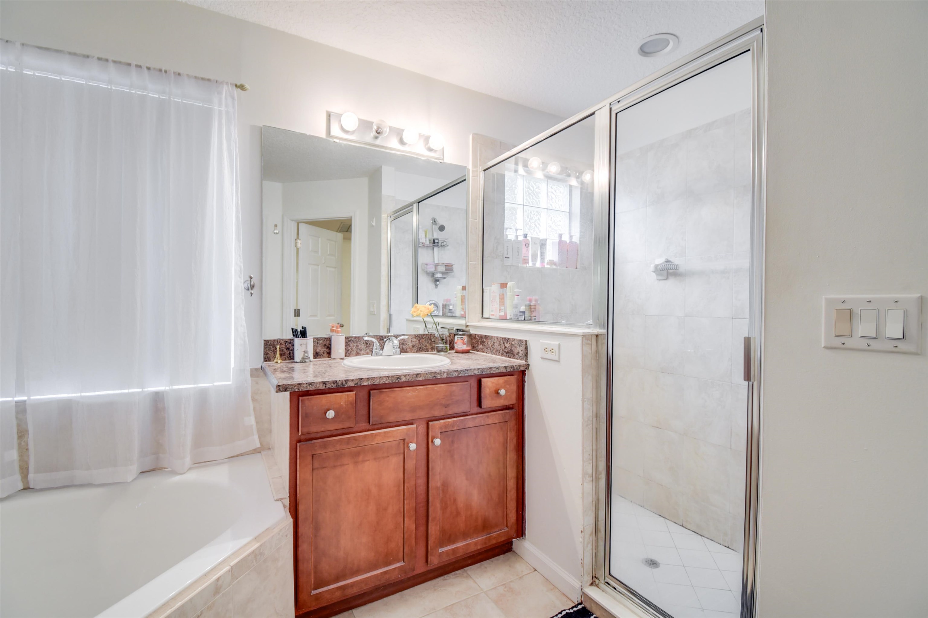 Image 18 of 44 For 5409 Cypress Links Blvd