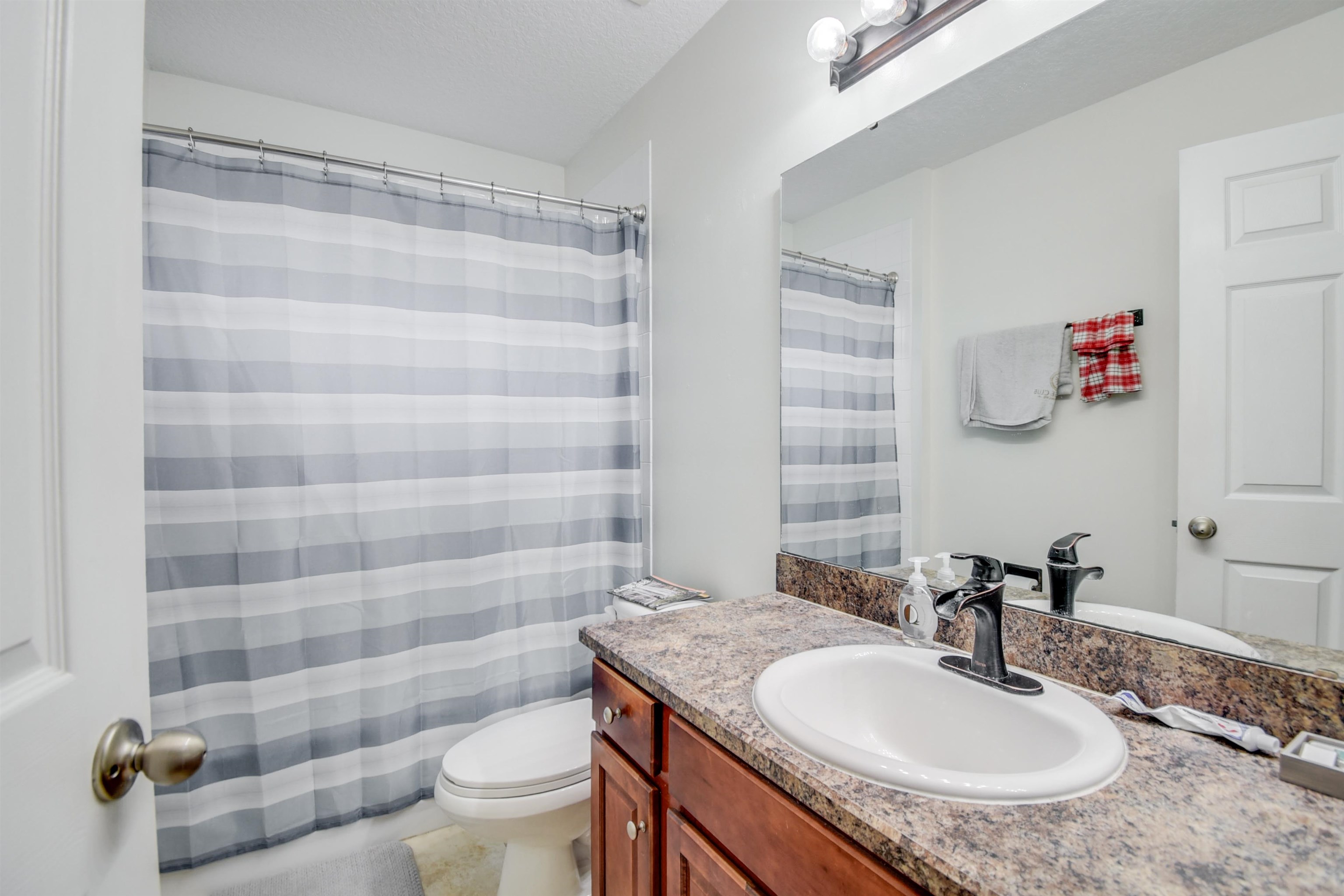 Image 19 of 44 For 5409 Cypress Links Blvd