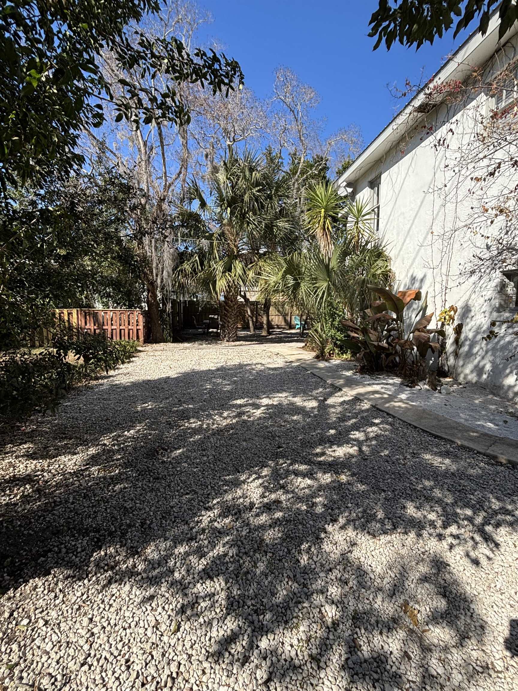 Image 15 of 20 For 50 San Carlos Ave E