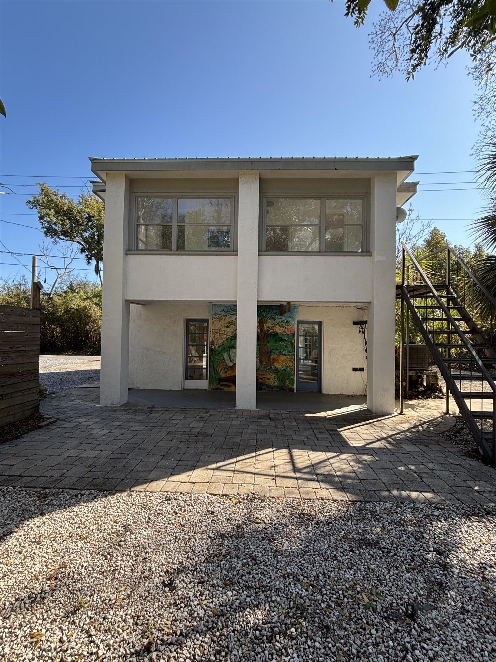 Image 19 of 20 For 50 San Carlos Ave E