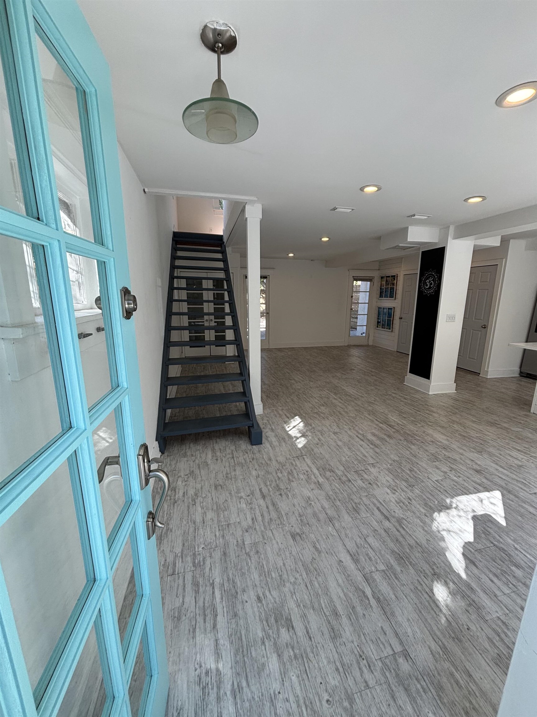 Image 6 of 20 For 50 San Carlos Ave E