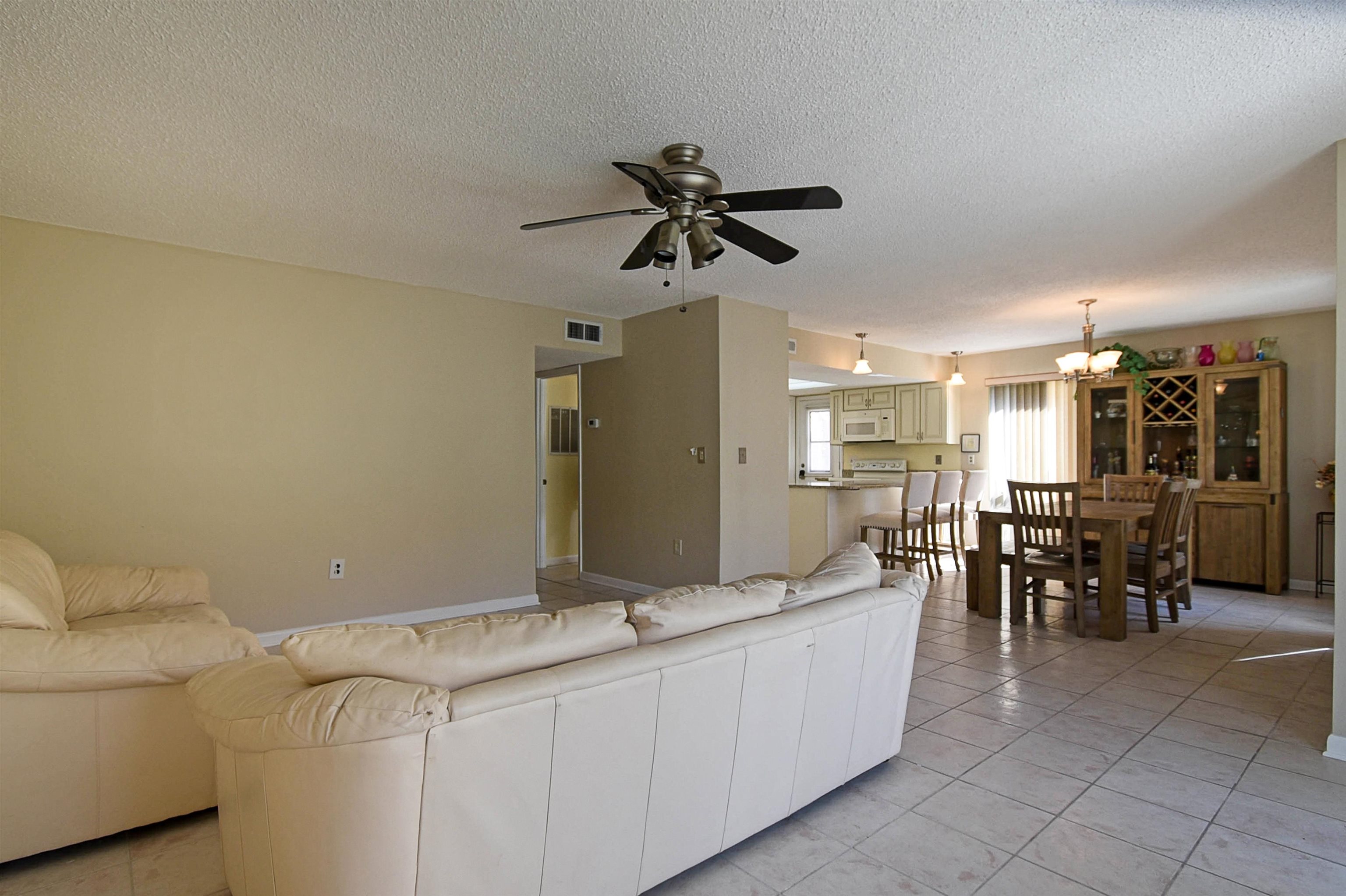 Image 25 of 35 For 6300 A1a South  B3 4th