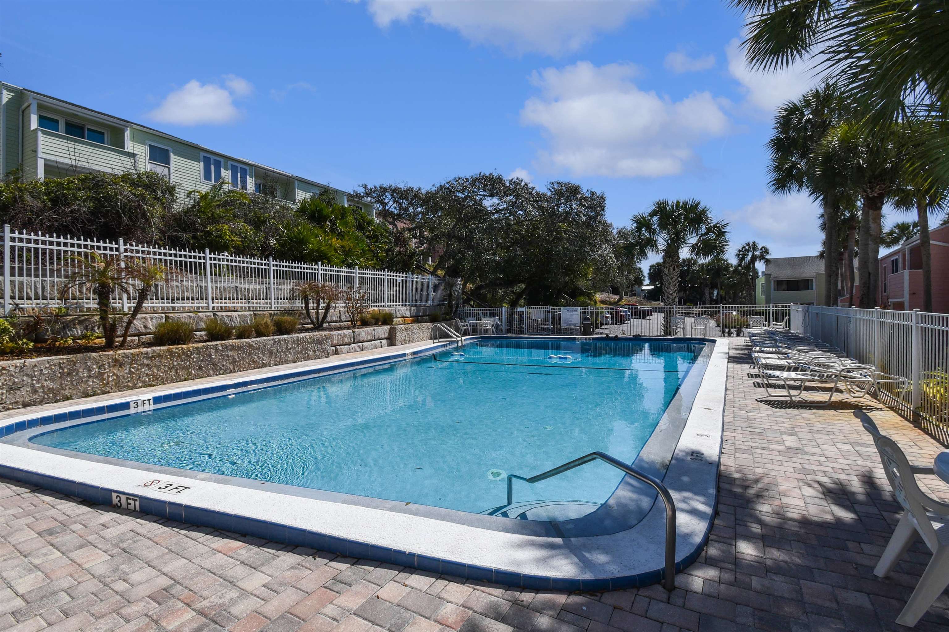 Image 29 of 35 For 6300 A1a South  B3 4th