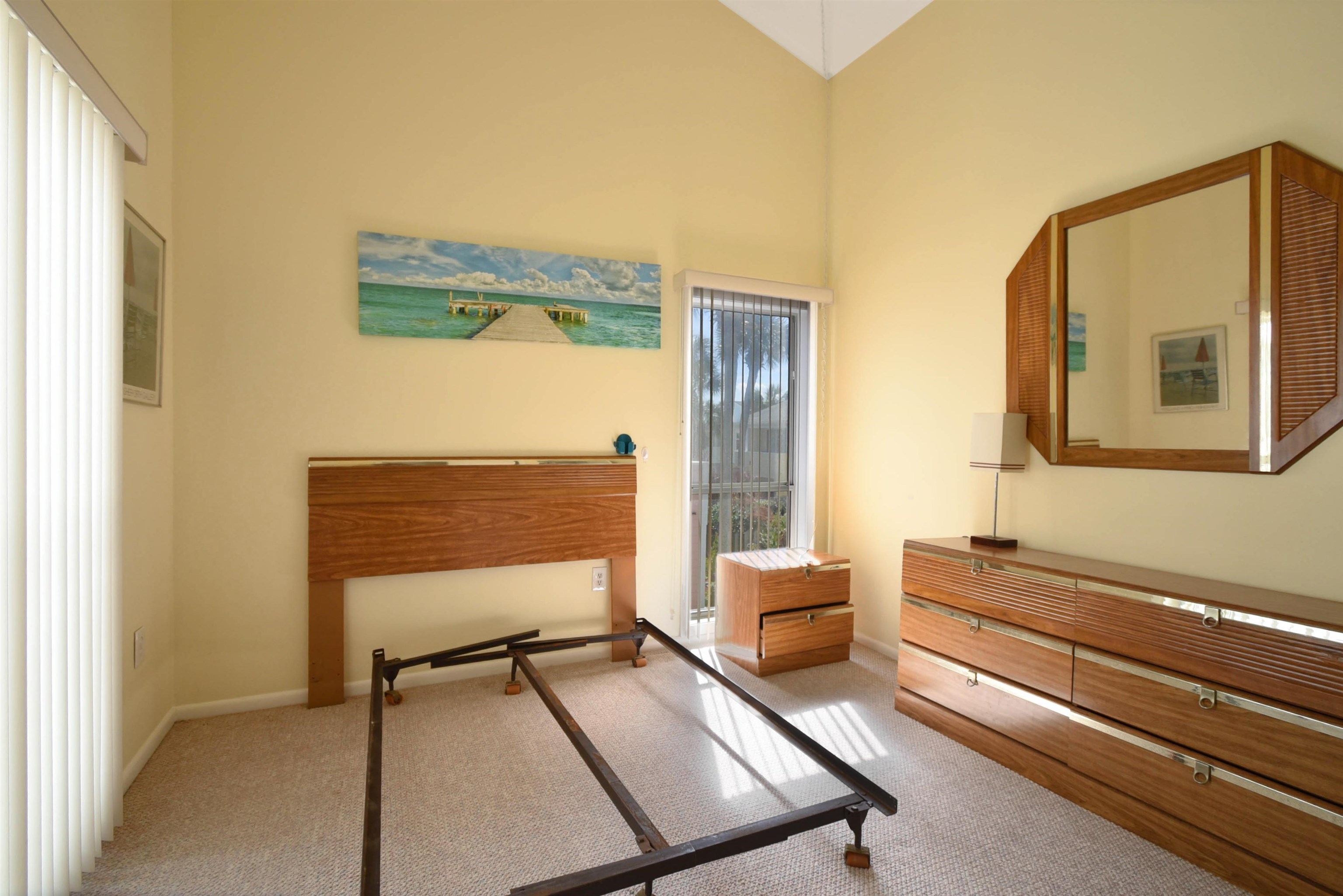 Image 9 of 35 For 6300 A1a South  B3 4th