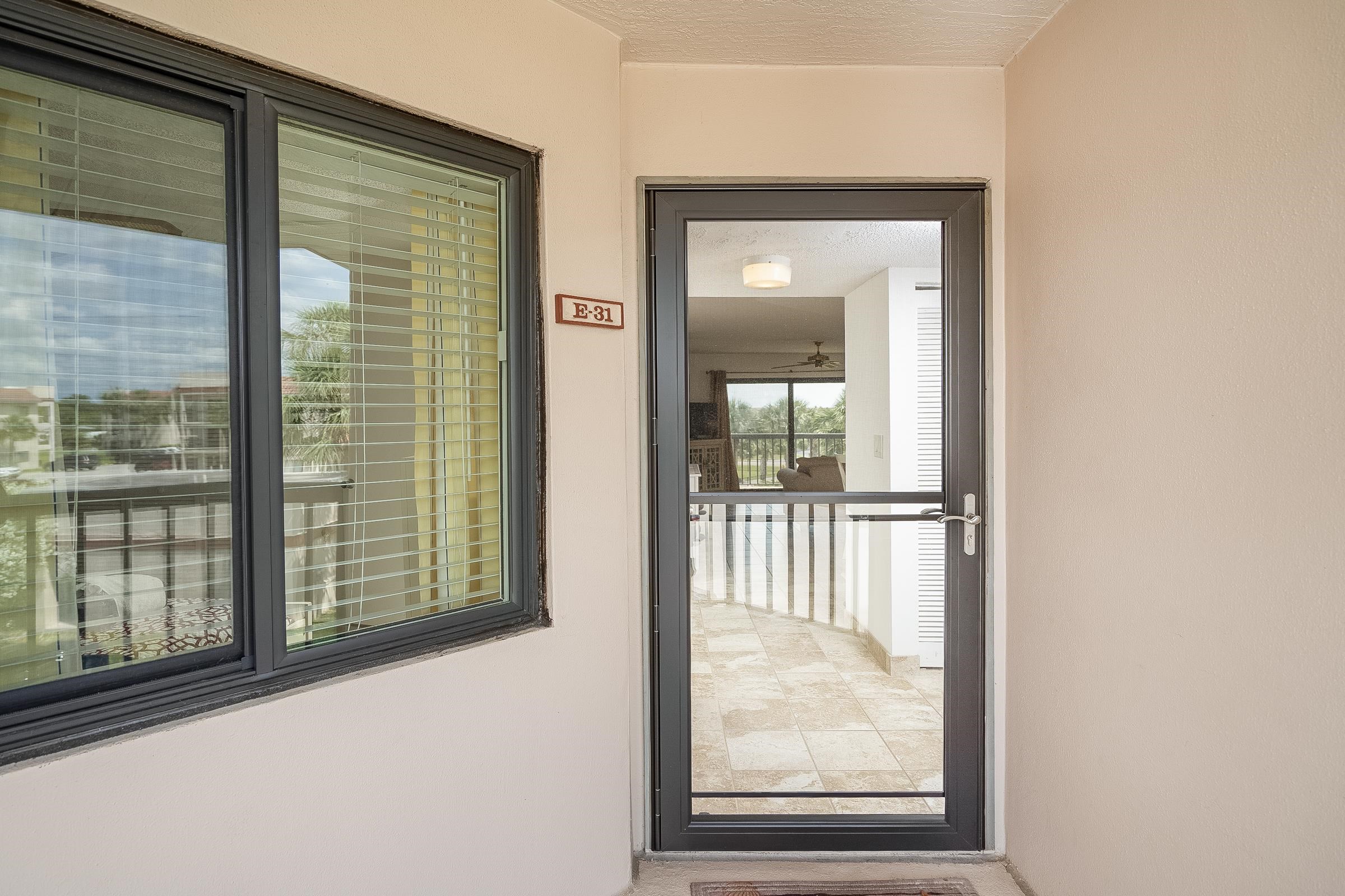 Image 37 of 67 For 4250 A1a  E31