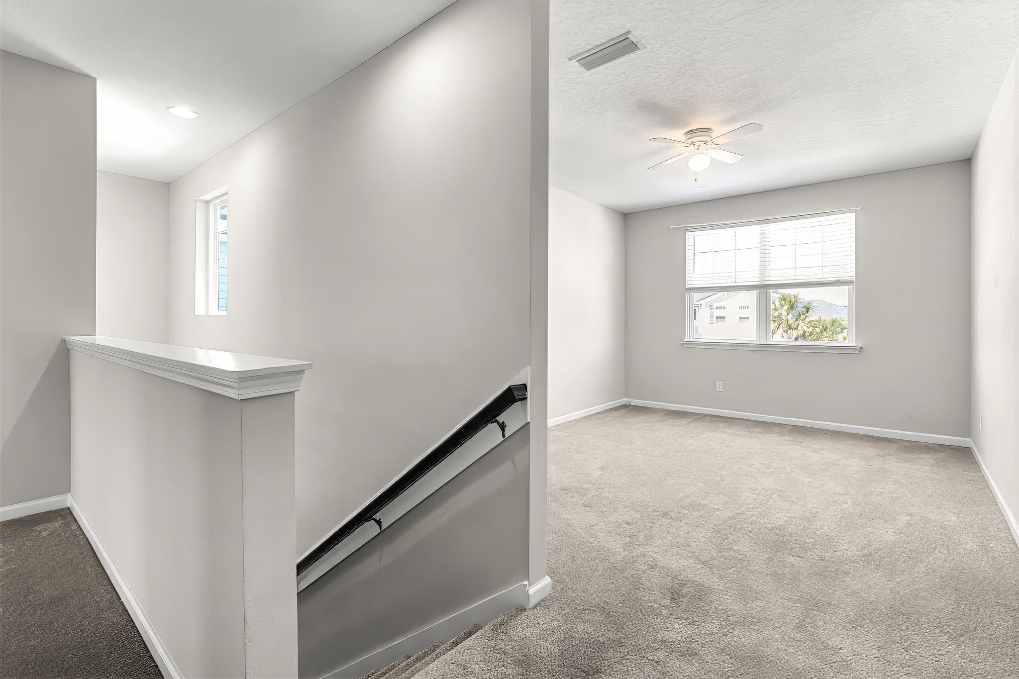 Image 15 of 43 For 77 Leeward Island Dr