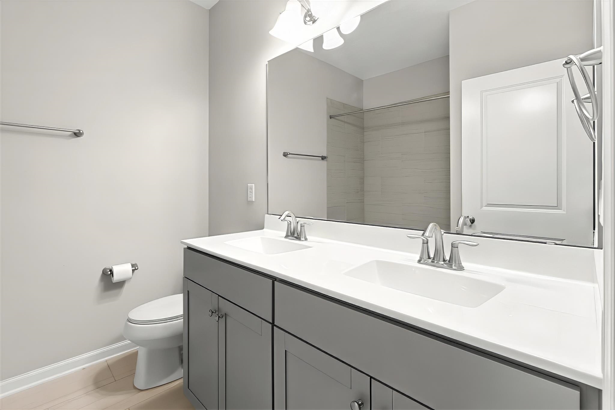 Image 18 of 43 For 77 Leeward Island Dr