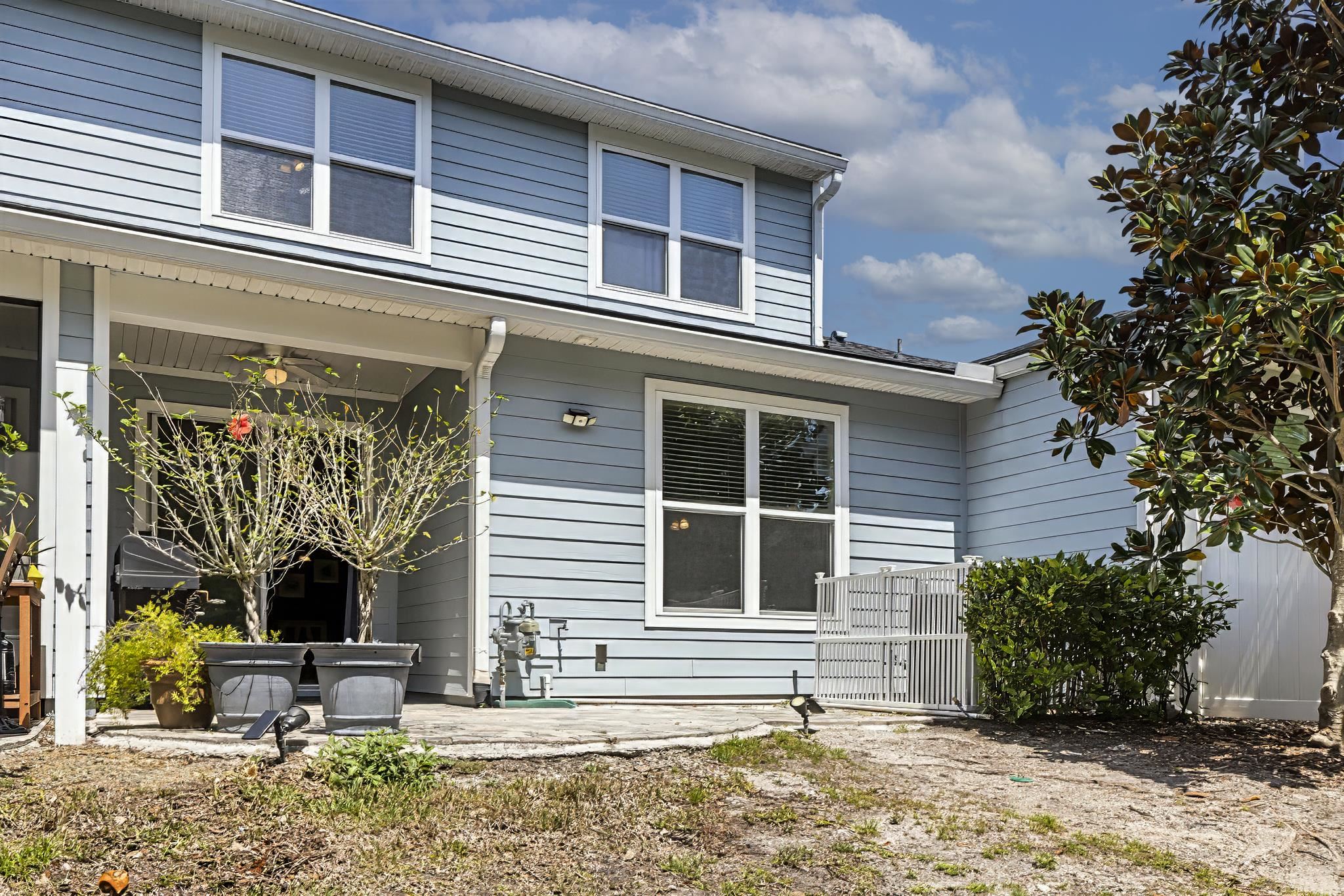 Image 27 of 43 For 77 Leeward Island Dr