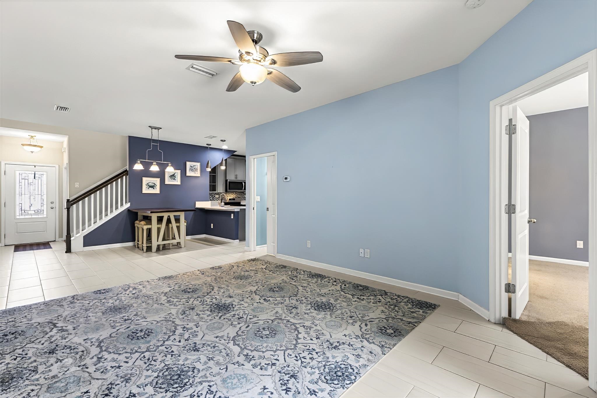 Image 4 of 43 For 77 Leeward Island Dr