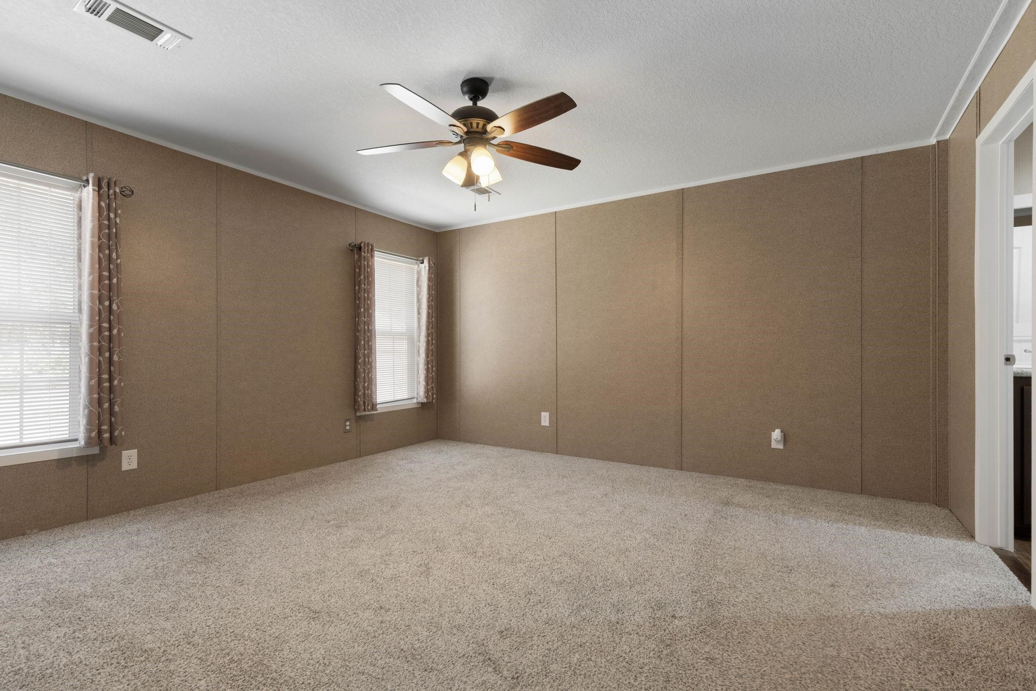 Image 21 of 83 For 5055 Flagler Estates Blvd