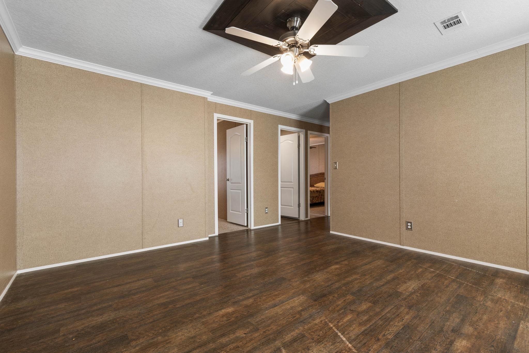 Image 36 of 83 For 5055 Flagler Estates Blvd