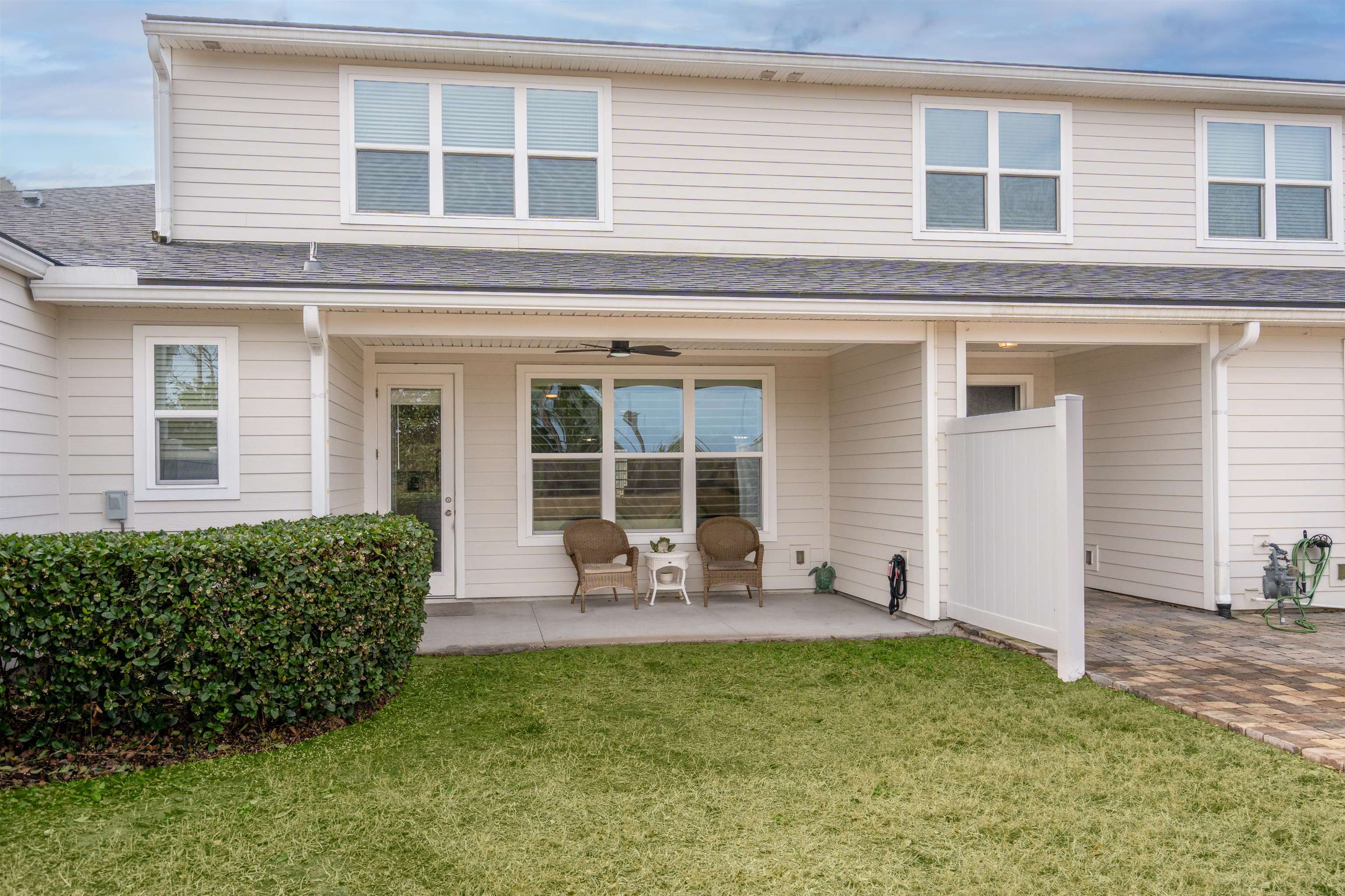 Image 32 of 45 For 56 Leeward Island Dr