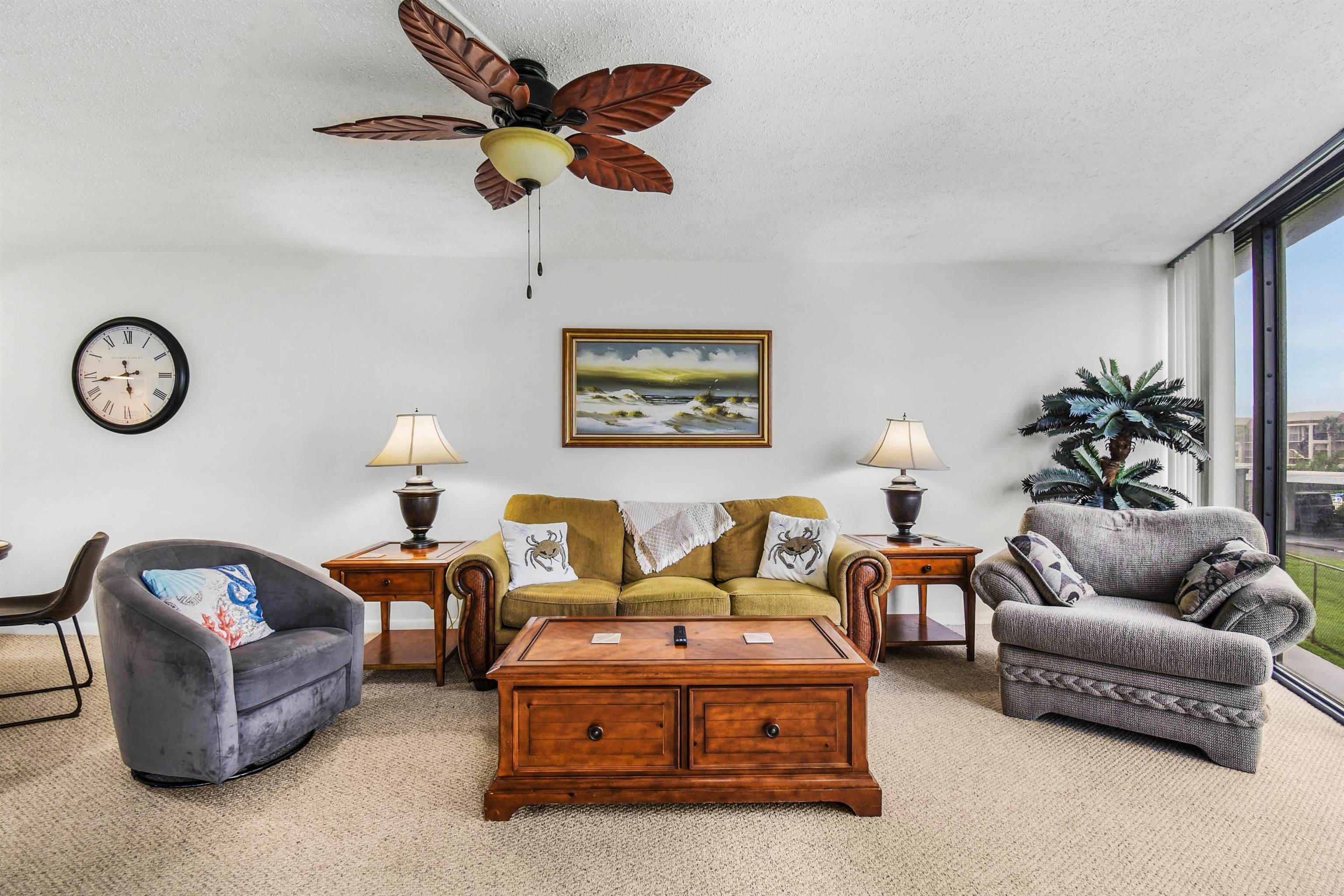 Image 20 of 31 For 2 Dondanville Rd  212