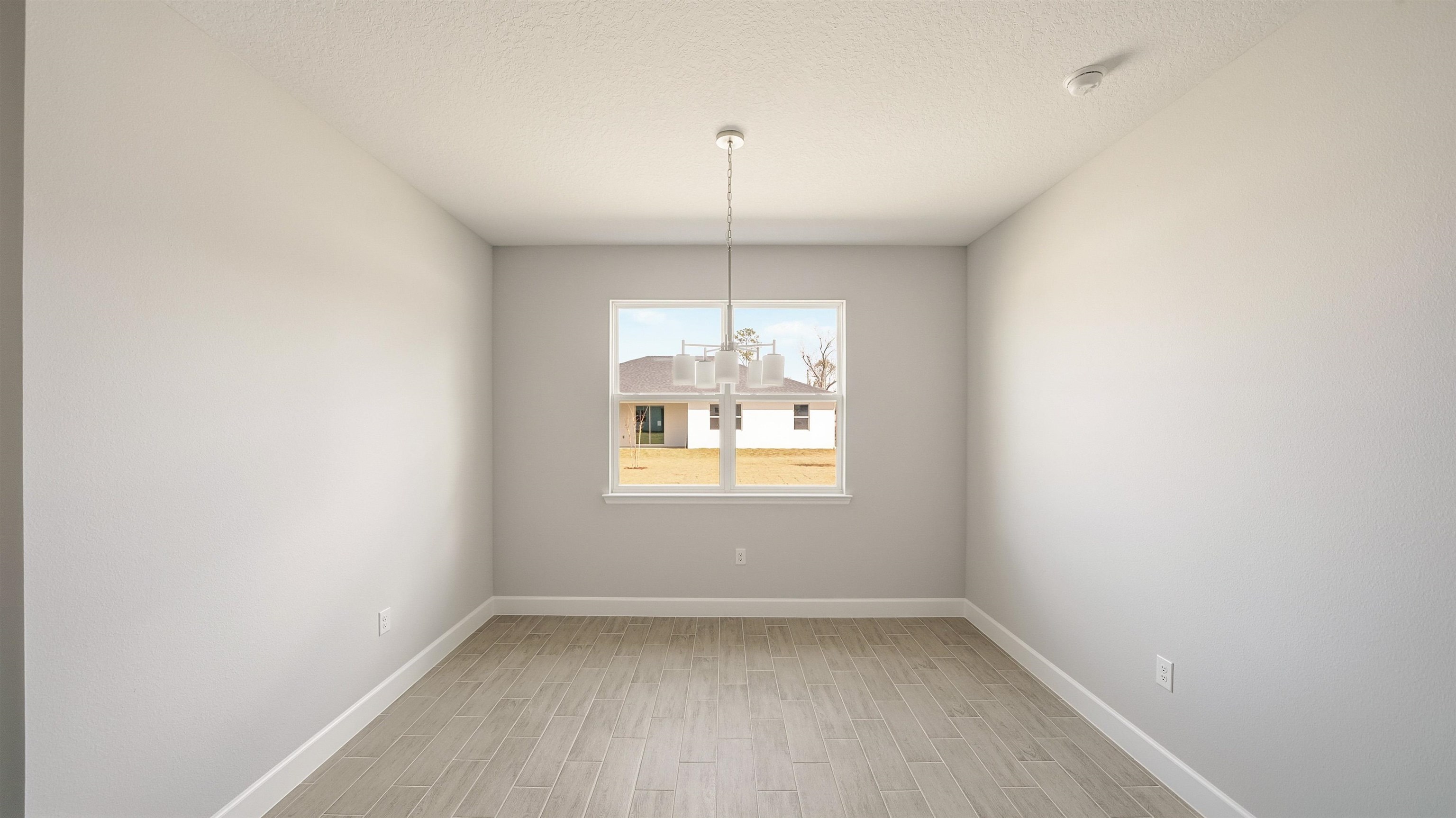 Image 11 of 48 For 1 Rollins Ln