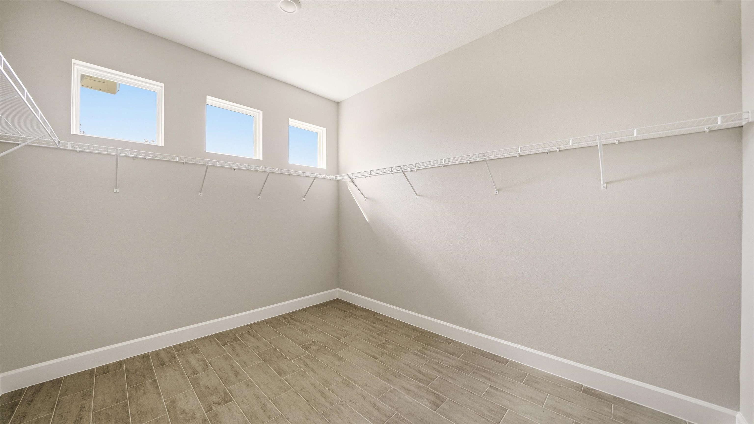 Image 26 of 48 For 1 Rollins Ln