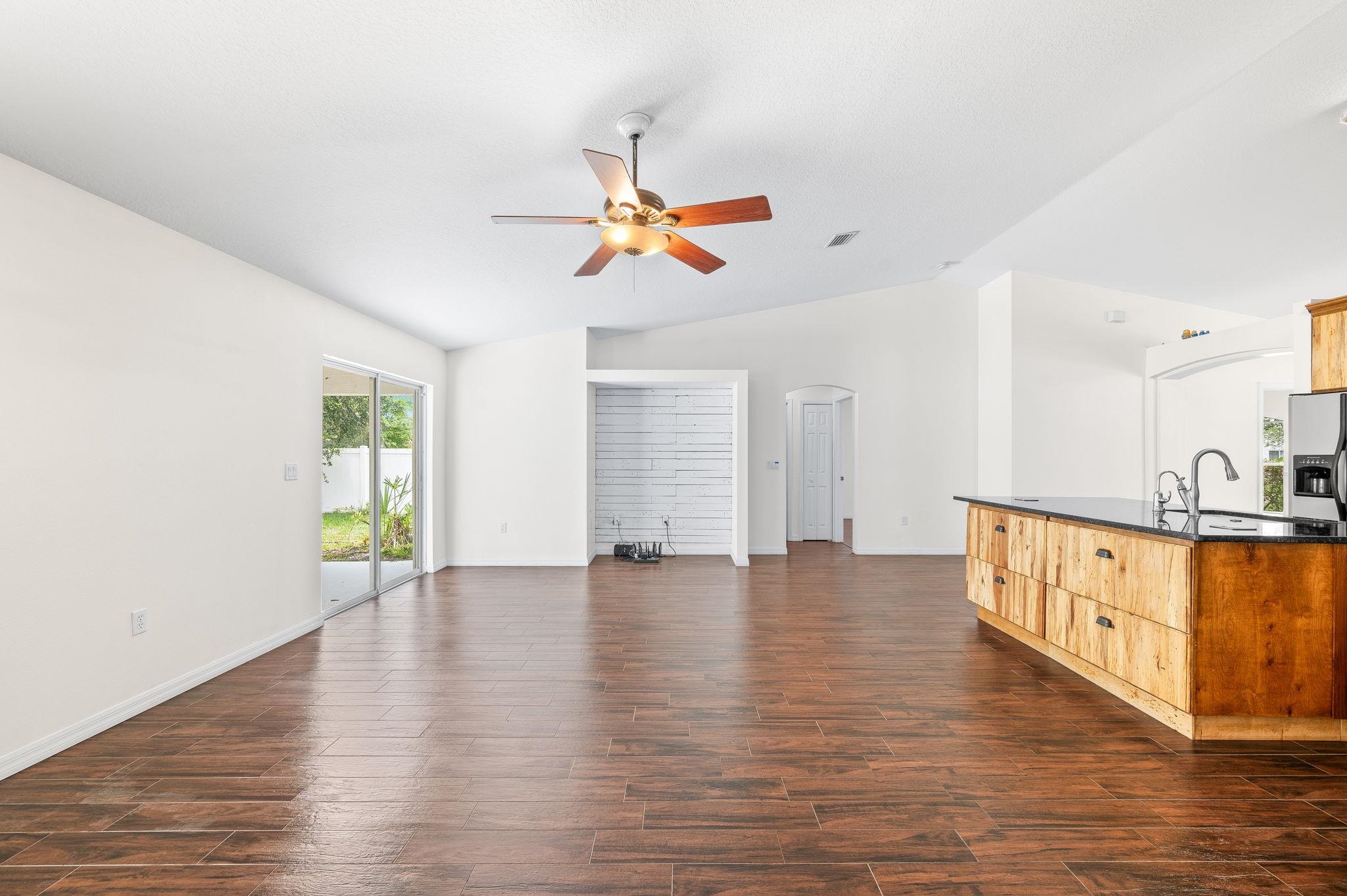 Image 10 of 45 For 17 Porter Lane