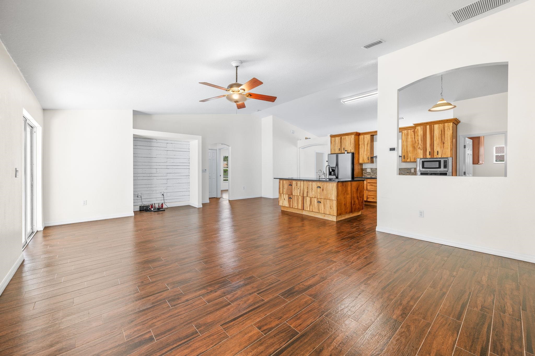 Image 13 of 45 For 17 Porter Lane