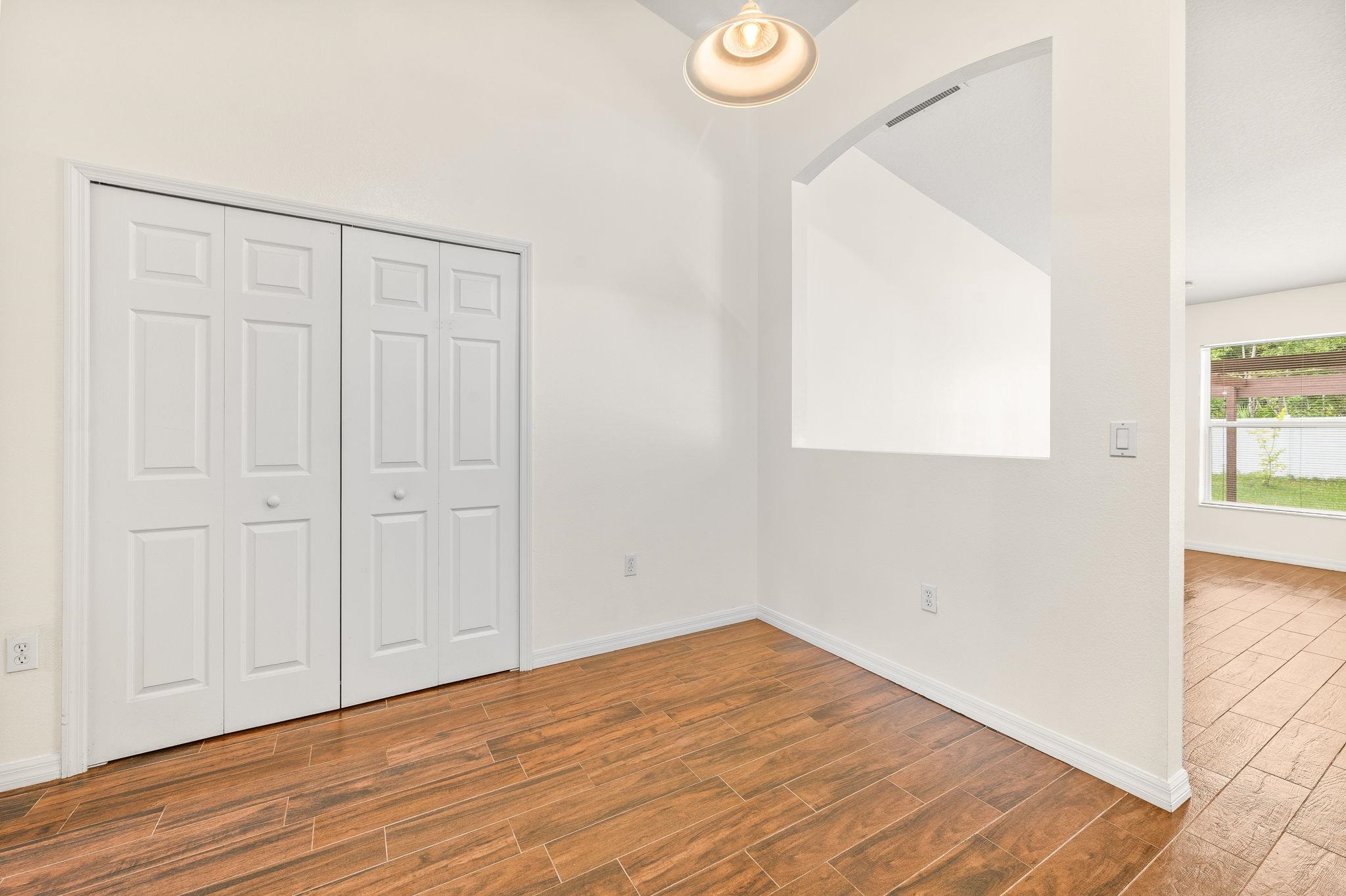 Image 15 of 45 For 17 Porter Lane