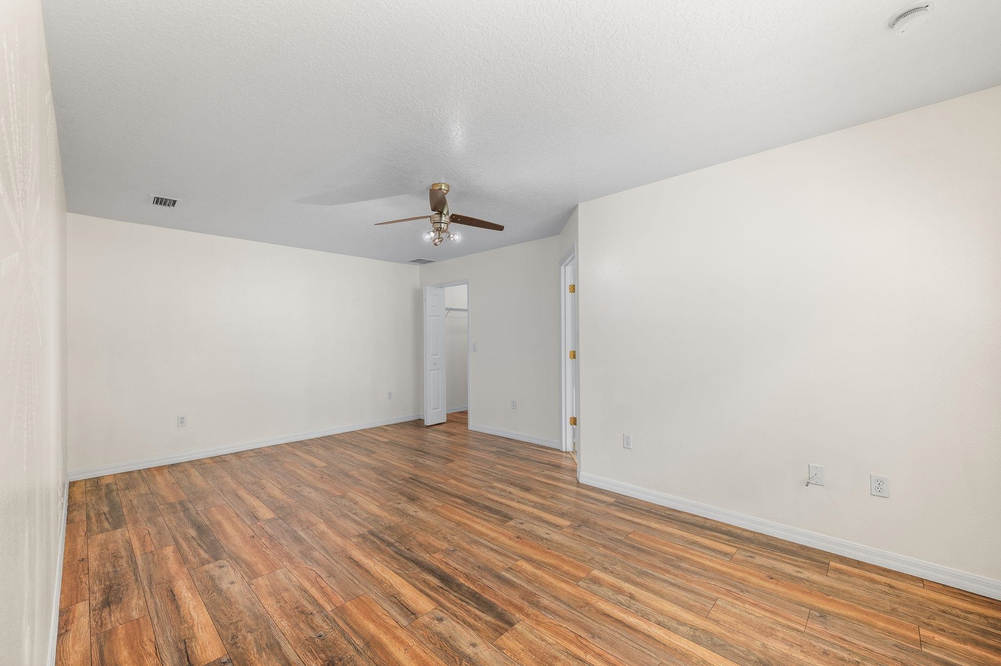 Image 20 of 45 For 17 Porter Lane