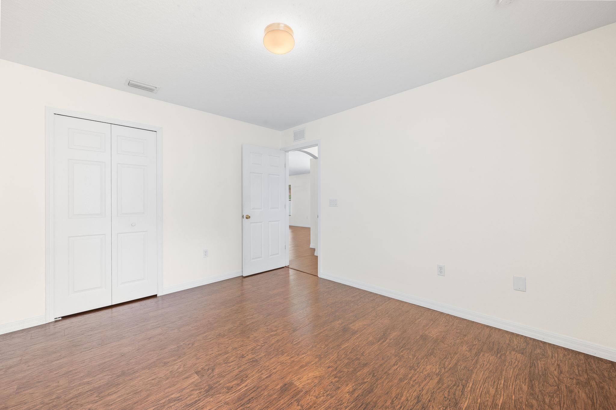 Image 27 of 45 For 17 Porter Lane