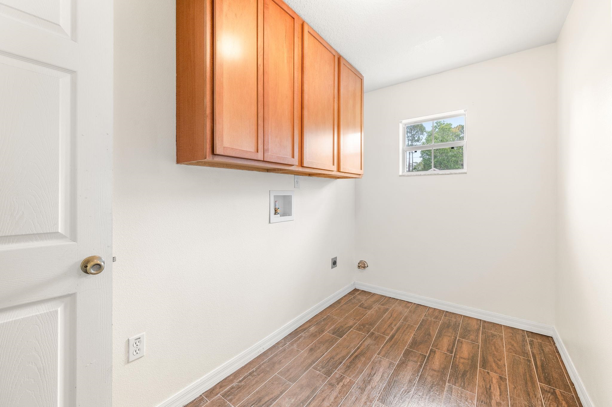 Image 33 of 45 For 17 Porter Lane