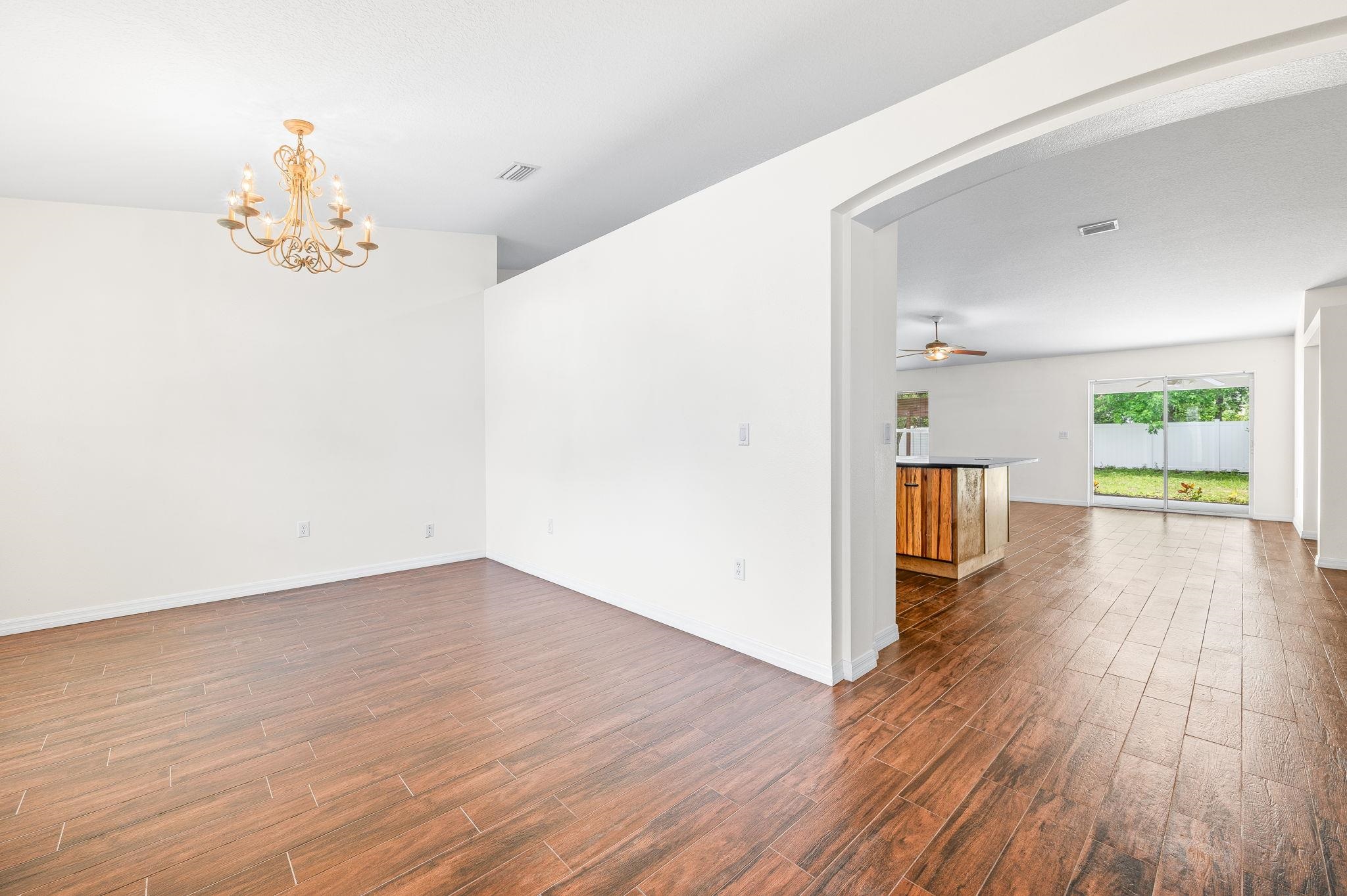 Image 6 of 45 For 17 Porter Lane