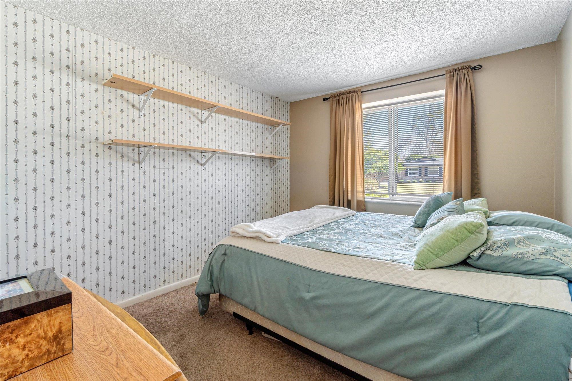 Image 24 of 42 For 322 Palmwood Ct