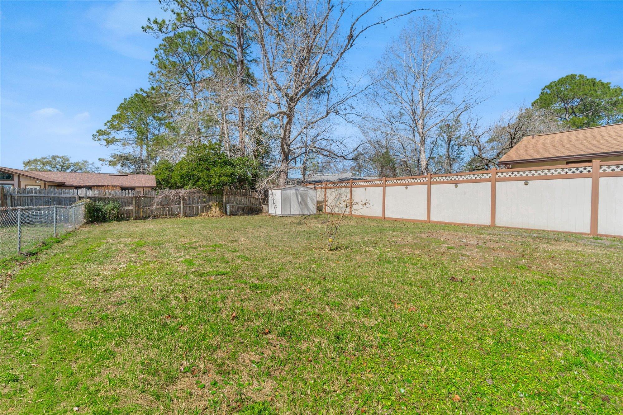 Image 29 of 42 For 322 Palmwood Ct