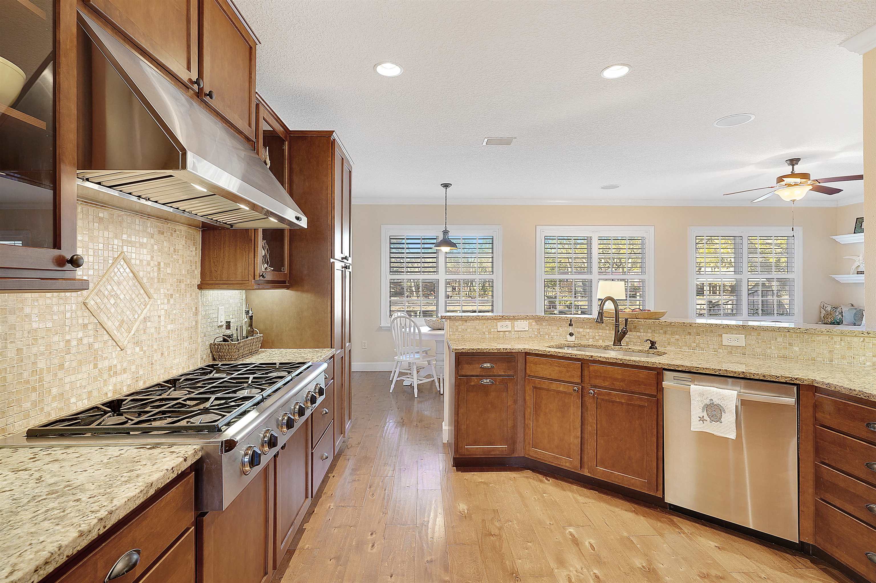 Image 14 of 54 For 248 Pizarro Rd