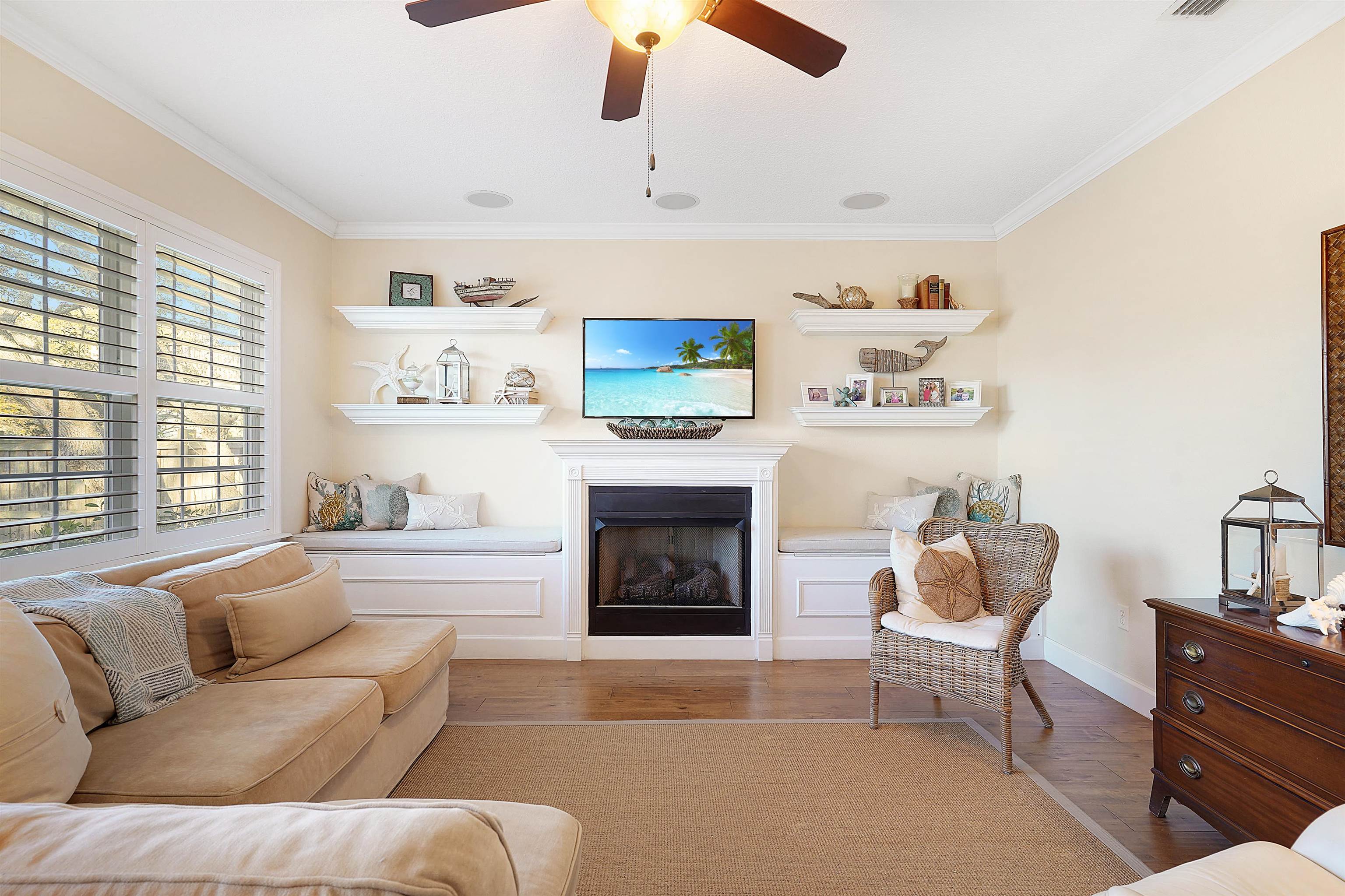 Image 19 of 54 For 248 Pizarro Rd