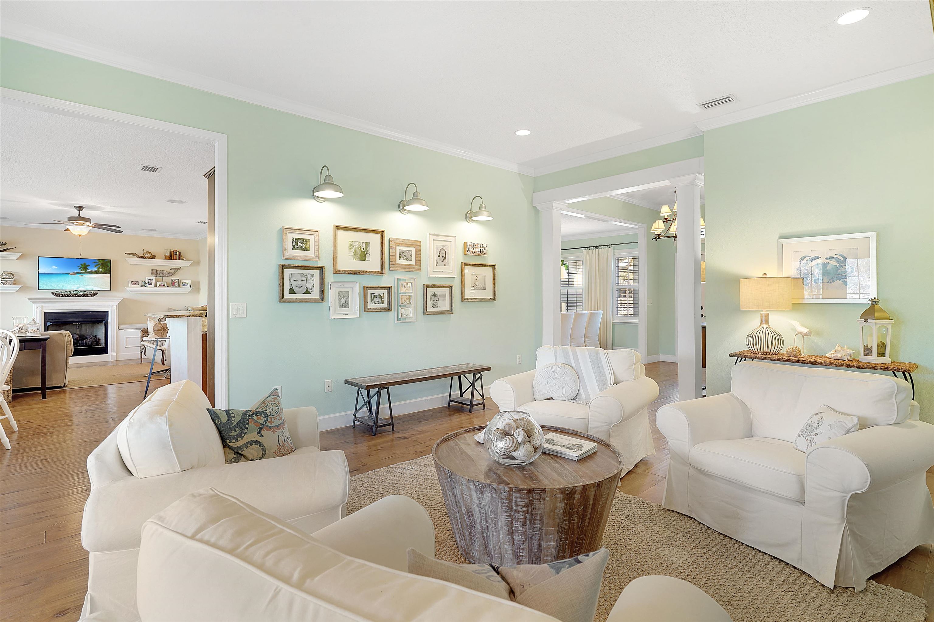 Image 20 of 54 For 248 Pizarro Rd