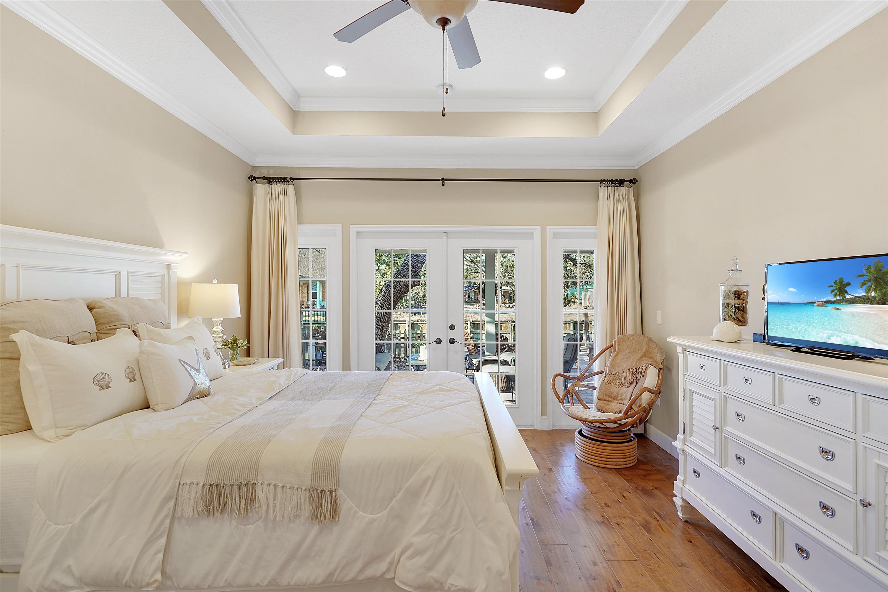 Image 26 of 54 For 248 Pizarro Rd